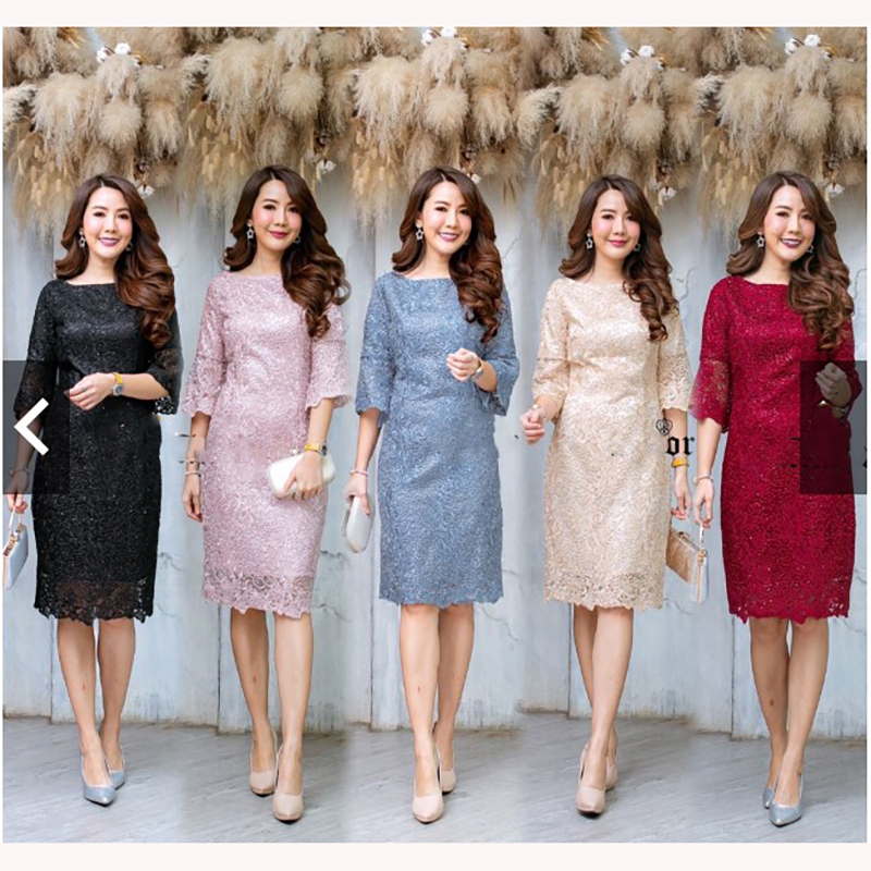kudapy เดรสผ้าลูกไม้สีกะปิ/สีแดง/สีดำ/สีทอง/สีคราม แขนสามส่วน มีซับในในตัวเนื้อดี ซิบซ่อนด้านหลัง