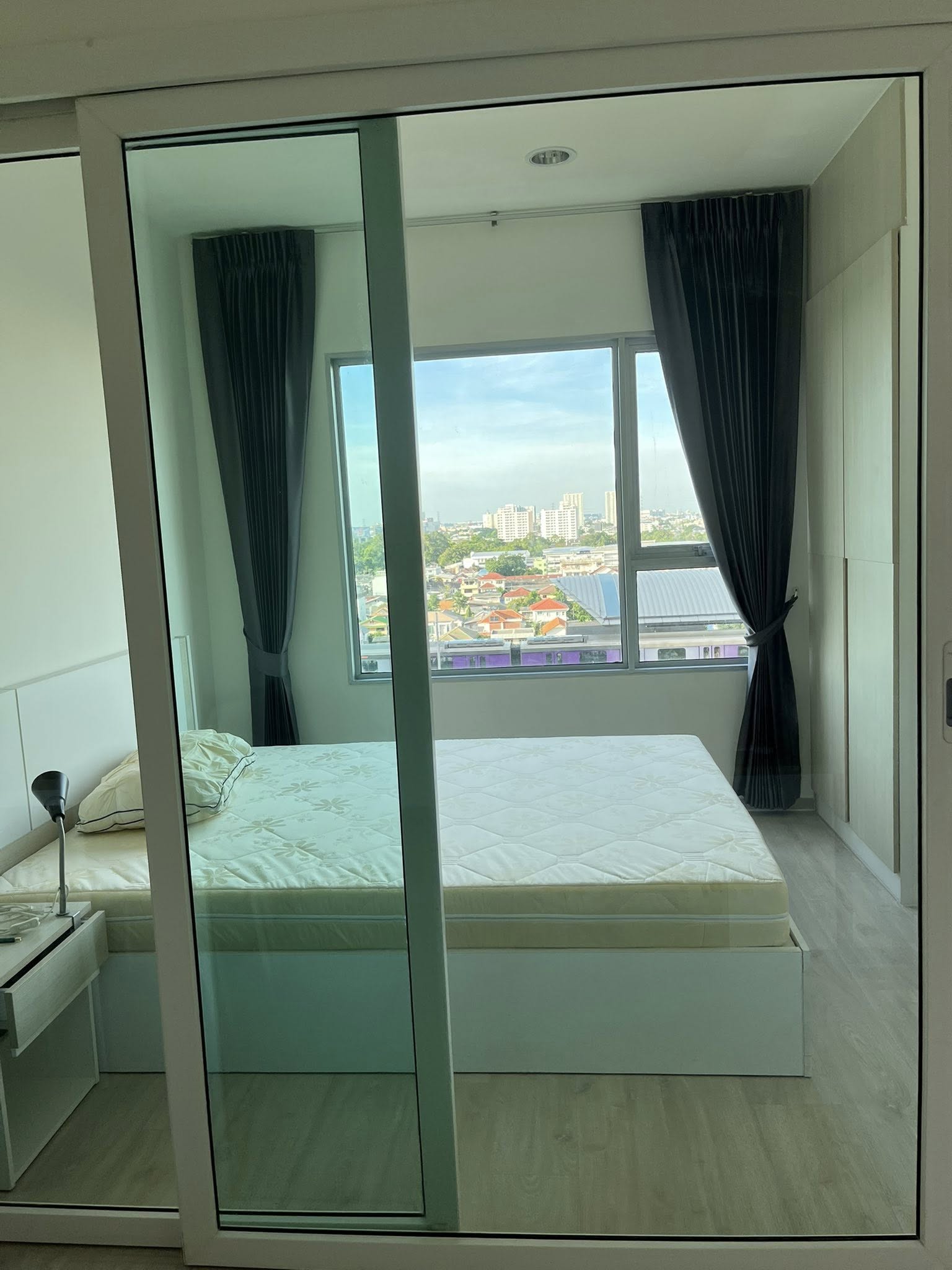 ให้เช่าคอนโด (แอสปาย รัชดา - วงศ์สว่าง) High Rise โซนพื้นที่ MRT วงศ์สว่าง ห้องแบบ 1ห้องนอน 1ห้องน้ำ ขนาดห้อง 26 ตรม. ชั้น 11 ตึก B