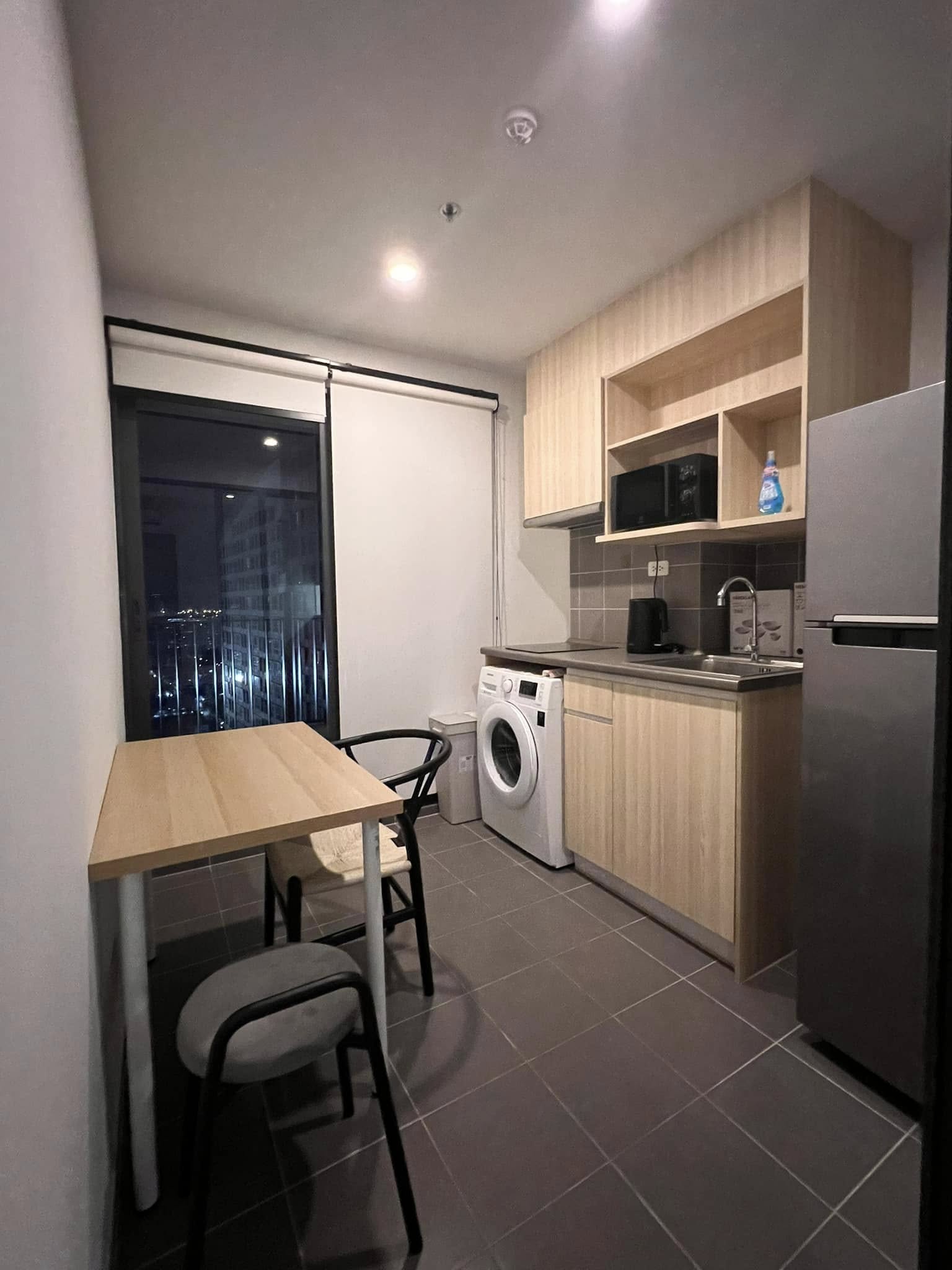 ให้เช่าคอนโด IDEO O2 (ไอดีโอ โอทู) - โซนพื้นที่ BTS บางนา - ห้องแบบ 1ห้องนอน 1ห้องน้ำ - ขนาดห้อง 34 ตรม. ชั้น 27 ตึก B