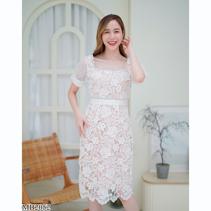 kudapy เดรสสั้นคอเหลี่ยมสีขาว/สีชมพู แขนตุ๊กตาผ้าลูกไม้ทั้งชุดสวยใส่สบายตัว