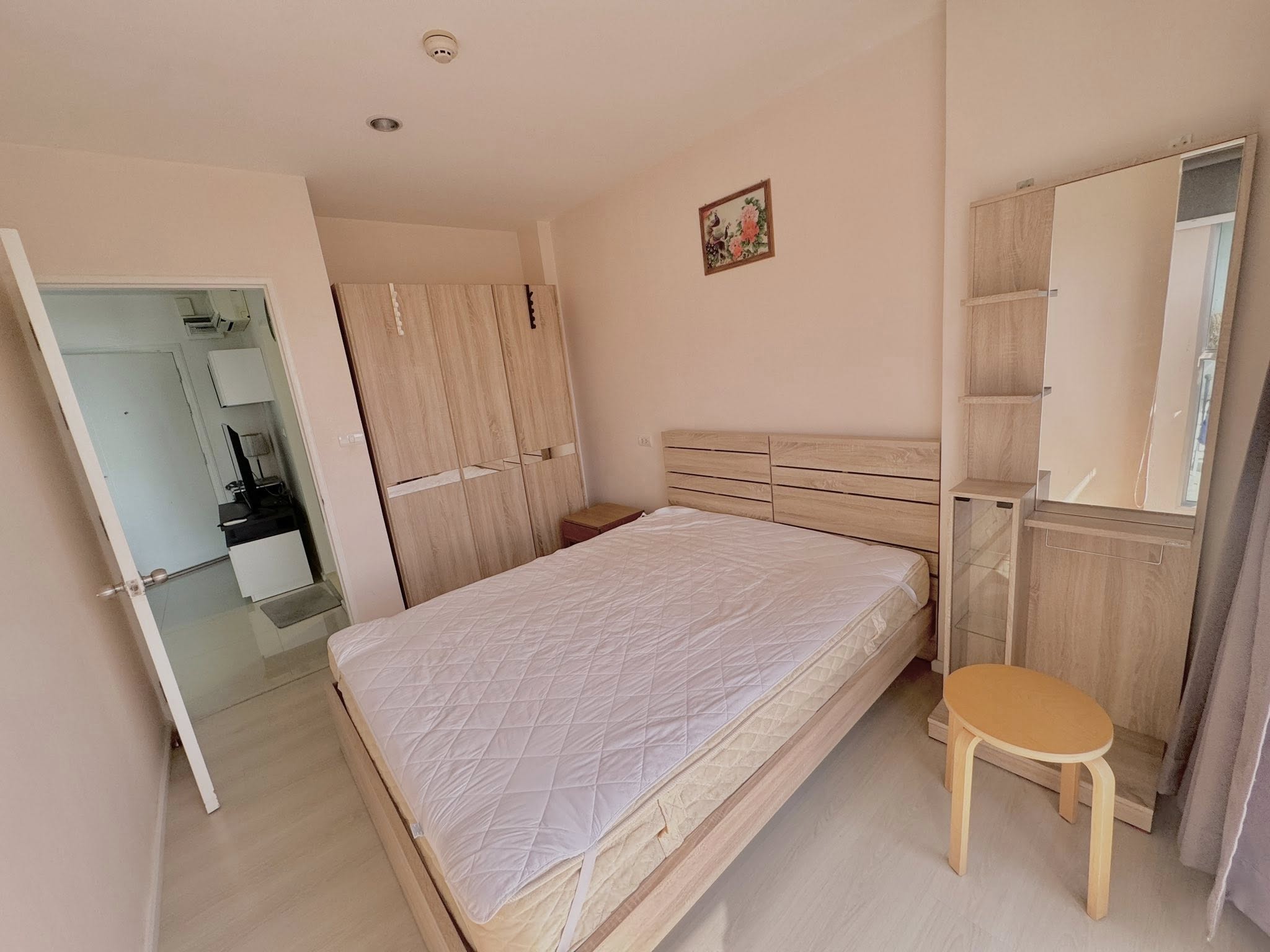 คอนโด Aspire Sukhumvit 48 (แอสปาย สุขุมวิท 48) High Rise โซนพื้นที่ BTS พระโขนง ให้เช่าห้องแบบ 1ห้องนอน 1ห้องน้ำ 1ครัวปิด ขนาดห้อง 32 ตรม. ชั้น 17 ตึก N มีเครื่องซักผ้า