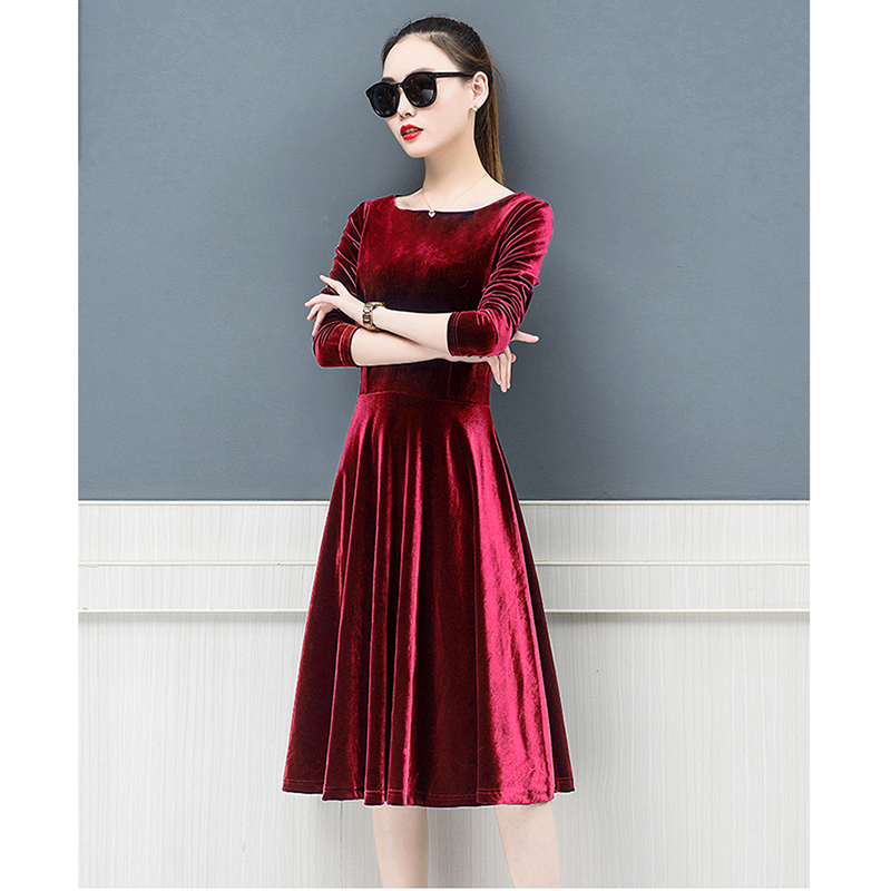 kudapy เดรสสั้นสีแดงเข้ม ผ้ากำมะหยี่ คอกลม แขนยาว กระโปรงทรงเอ สวยดูดี