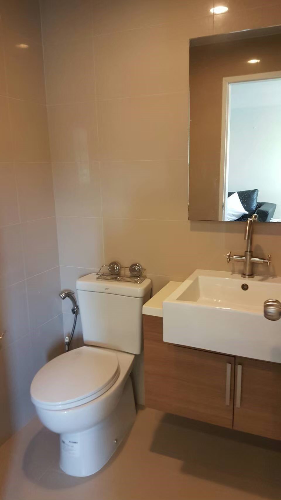 ให้เช่าคอนโด Hive Sukhumvit 65 (ไฮฟ์ สุขุมวิท 65) 1 นอน 1น้ำ ขนาด 40 ตรม. ชั้น 3 ราคา 16,000