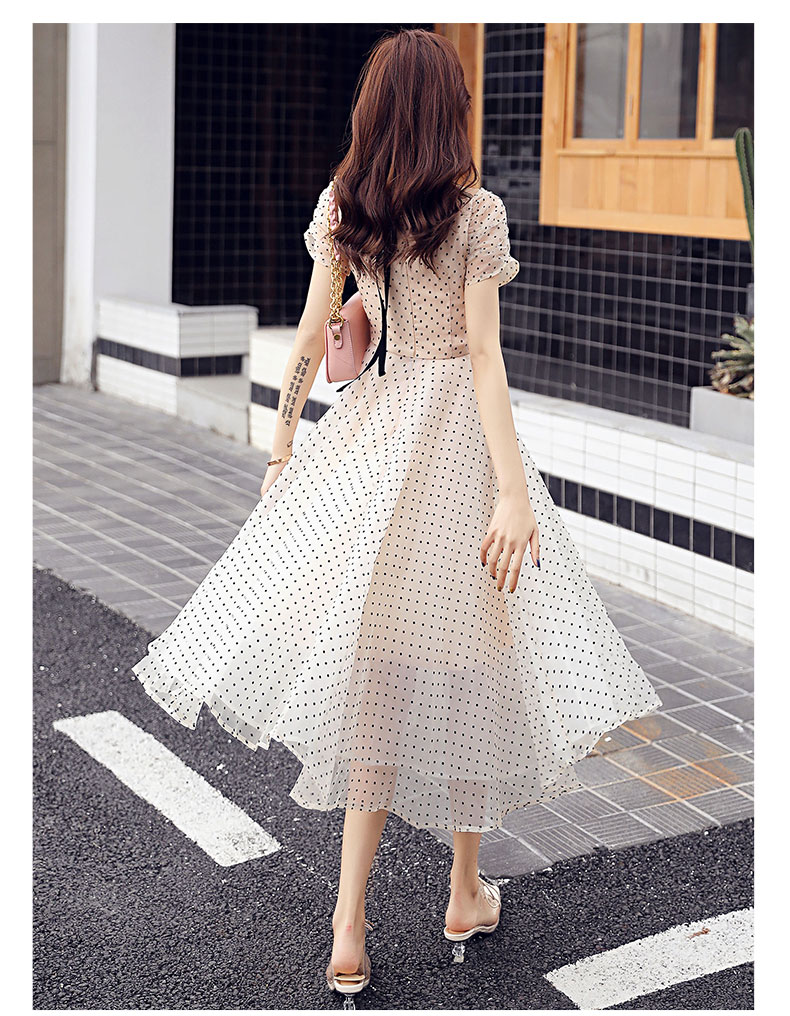ชุดเดรสยาวคลุมเข่าสีครีม ผ้าชีฟองเนื้อดี พิมพ์ลายจุดสีดำเล็กๆๆ XL
