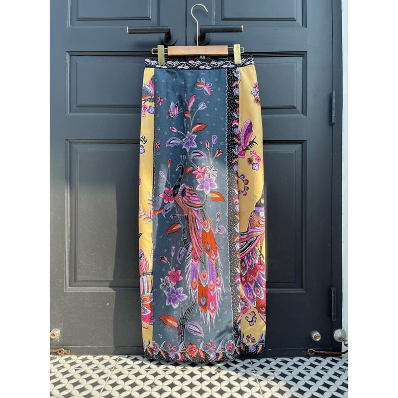 kudapy ชุดเซทสีเหลือง/สีชมพู ผ้าคอตตอนพิมพ์ลายปาเต๊ะนกยูง สีสดใส ลายสวย ผ้าไม่บางใส ไม่เห็นชั้นใน สีไม่ตก ผ้าไม่ยืดไม่หด