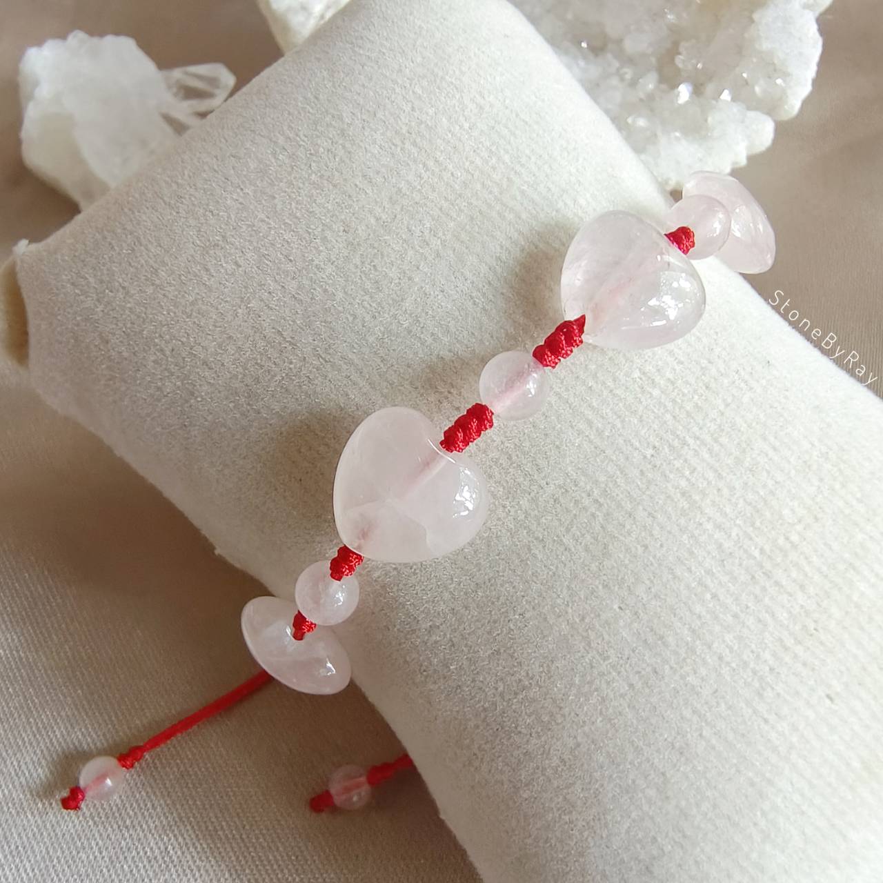 สร้อยข้อมือเชือกถักหินโรสควอตซ์รูปหัวใจ
