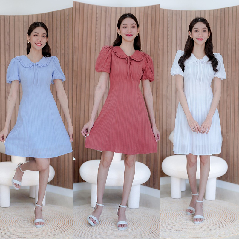 kudapy เดรสสั้นสีขาว/สีชมพู/สีฟ้า ผ้าทอแขนจั๊มผูกโบว์