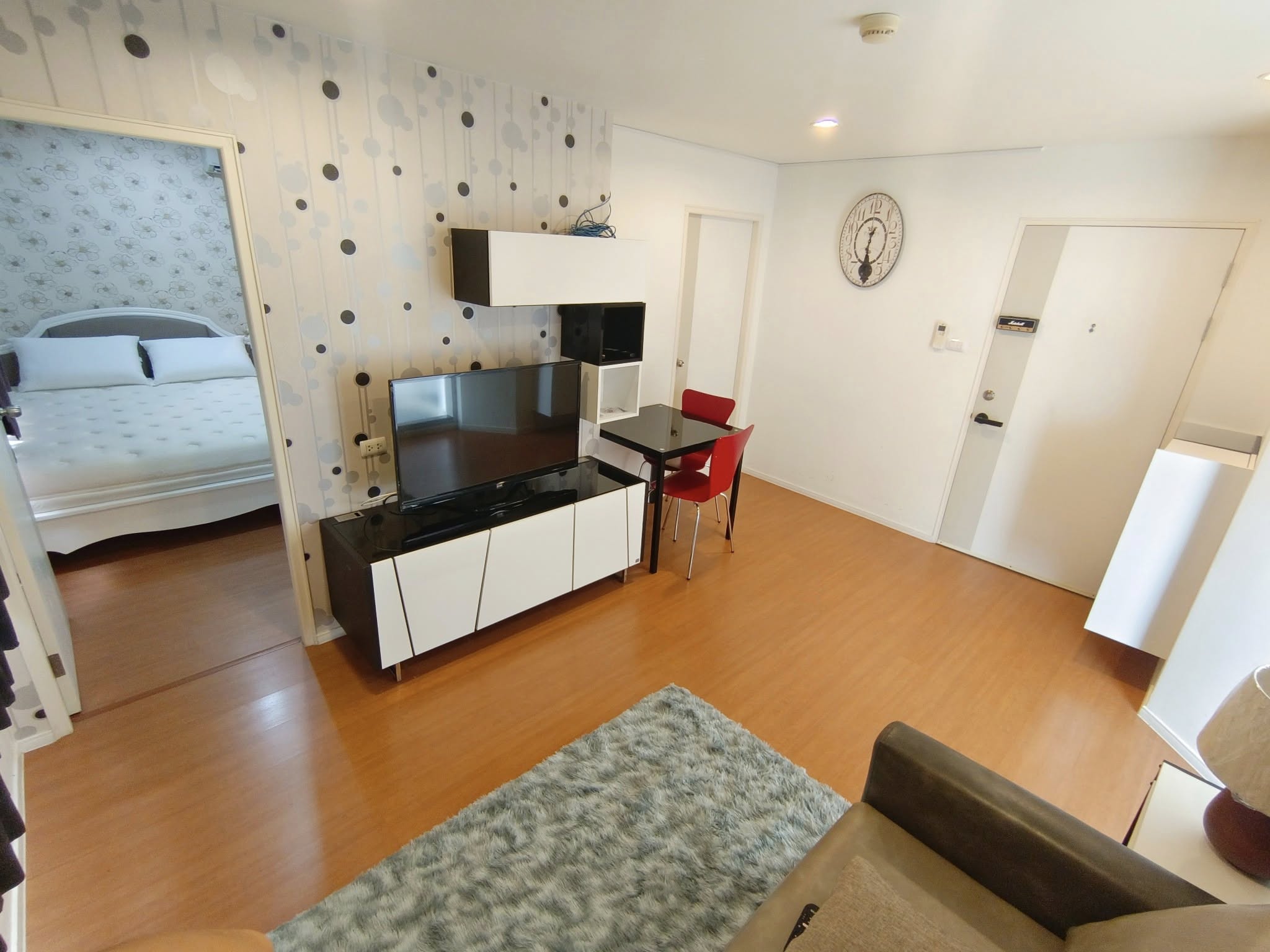 ให้เช่าห้องแบบ 2ห้องนอน 2ห้องน้ำ 1ครัวแยก โซนพื้นที่ MRT ลาดปลาเค้า คอนโด Lumpini Condo Town Raminthra-Latplakhao 2 (ลุมพินี คอนโดทาวน์ รามอินทรา ลาดปลาเค้า 2) Low Rise ขนาดห้อง 45 ตรม. ชั้น 6 ตึก A