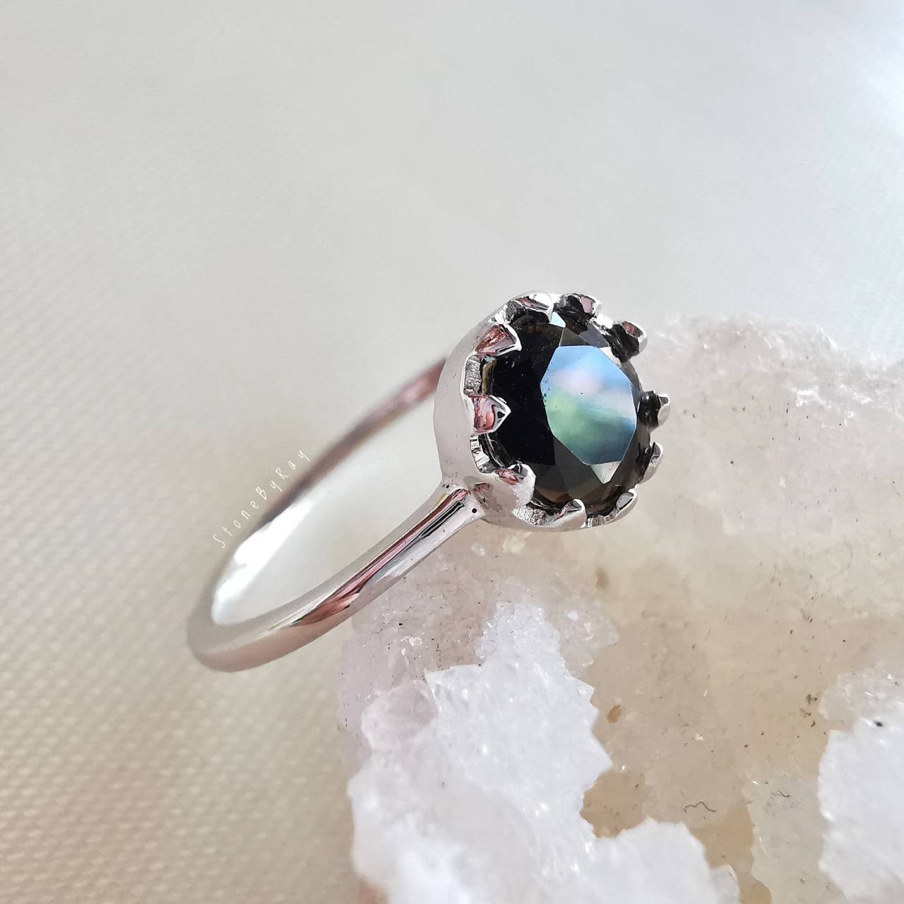 แหวนเงินหินสะเก็ดดาว Tektite