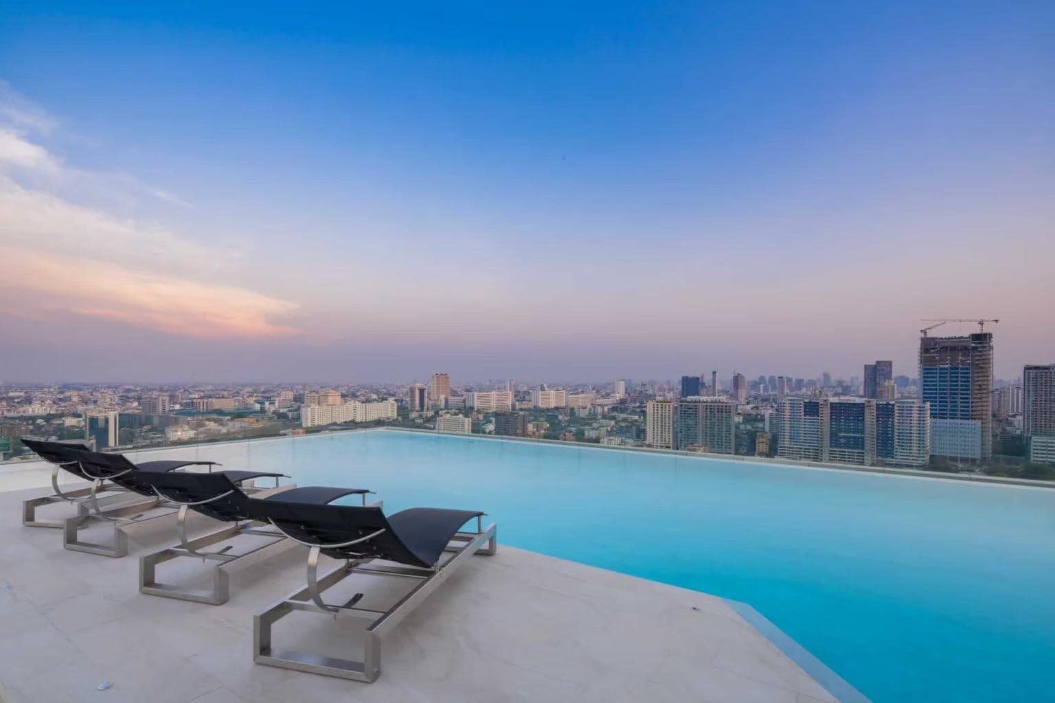 (ไนท์บริดจ์ ไพร์ม รัชโยธิน) High Rise โซนพื้นที่ BTS พหลโยธิน24 ให้เช่าห้องแบบ 1ห้องนอน 1 ห้องอเนกประสงค์ 1ห้องน้ำ ขนาดห้อง 31 ตรม. ชั้น 16