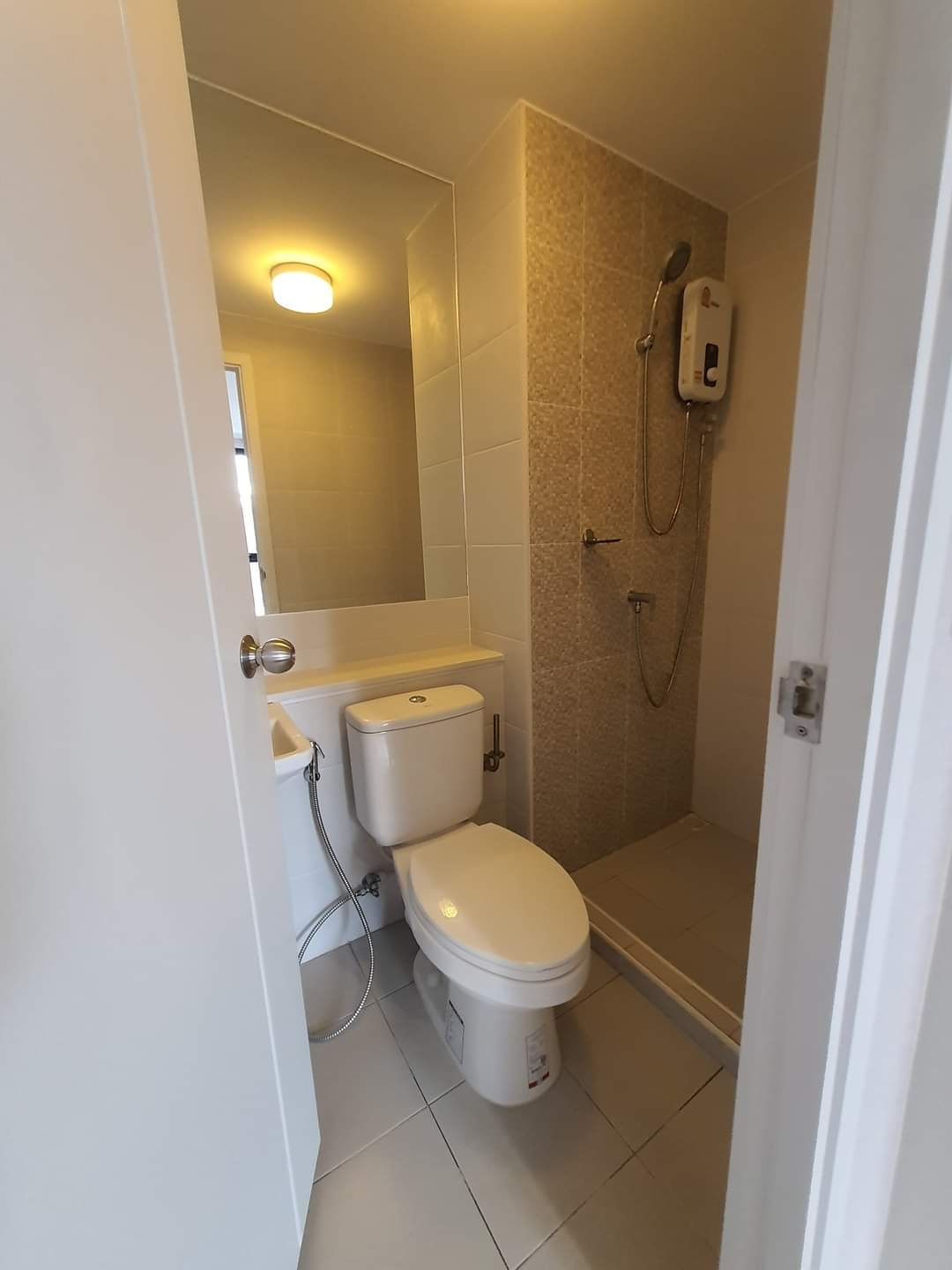 ปล่อยเช่าคอนโด Plum Condo Pinklao Station (พลัม คอนโด ปิ่นเกล้า สเตชั่น) - 1ห้องนอน 1ห้องน้ำ 1ห้องนั่งเล่น - ใกล้ MRT บางยี่ขัน / พาต้าปิ่นเกล้า - ขนาดห้อง 27.7 ตรม. ชั้น 22 ตึก A