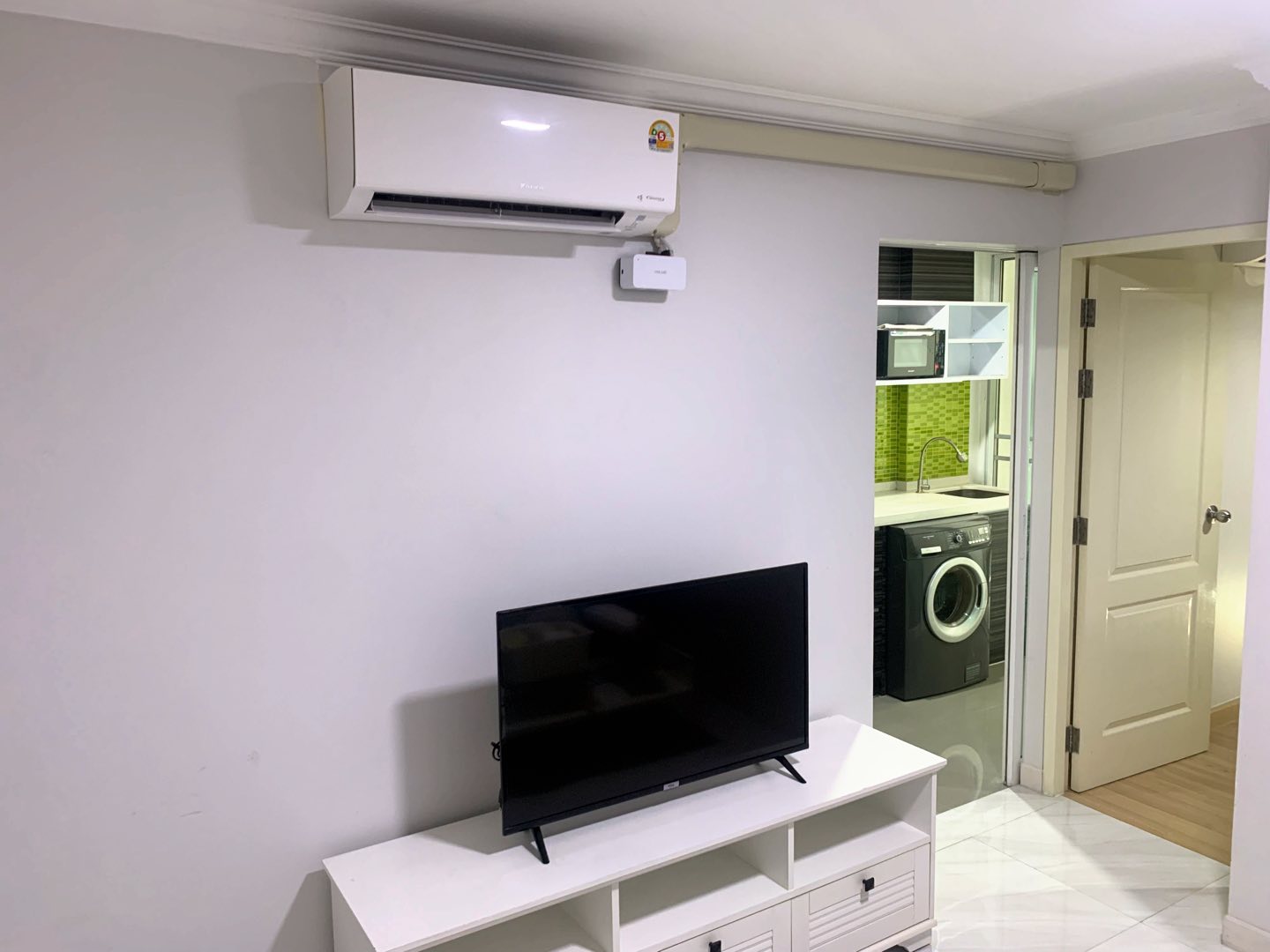 ให้เช่าคอนโด Chateau In Town Ratchada 20 (ชาโตว์ อิน ทาวน์ รัชดา 20) โซน รถไฟฟ้า MRT สุทธิสาร 1ห้องนอน / 1ห้องน้ำ / ครัวแยก ขนาดห้อง 34 ตรม. ชั้น 4