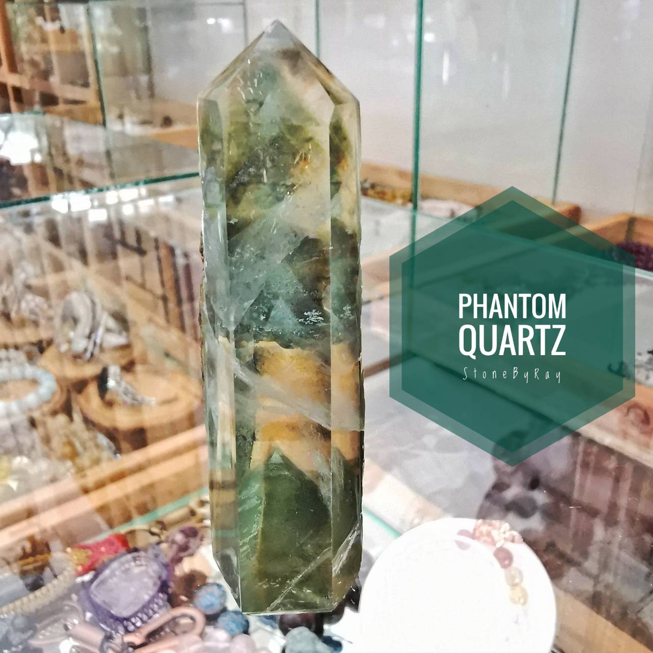 กรีนเพนทั่มควอตซ์ Green Phantom Quartz