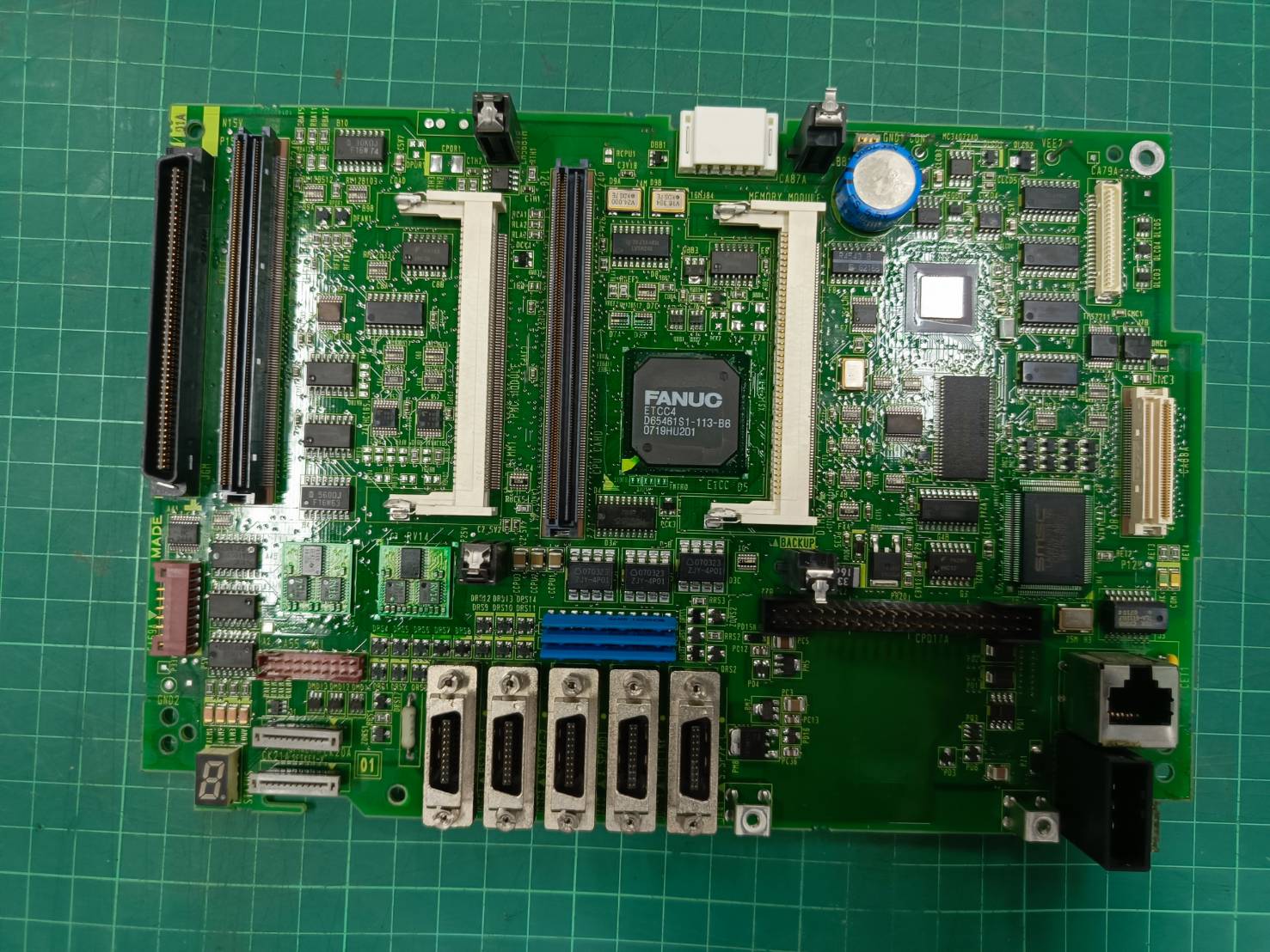 FANUC A29B-8100-0401 MAIN BOARD FANUC 32i-MA