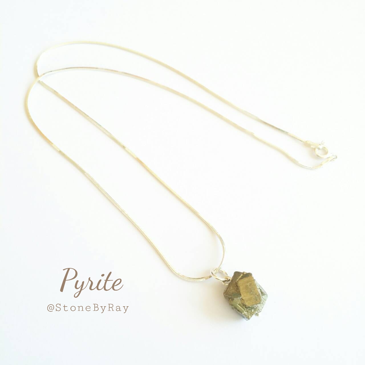 สร้อยคอเงินจี้ไพไรต์ Pyrite