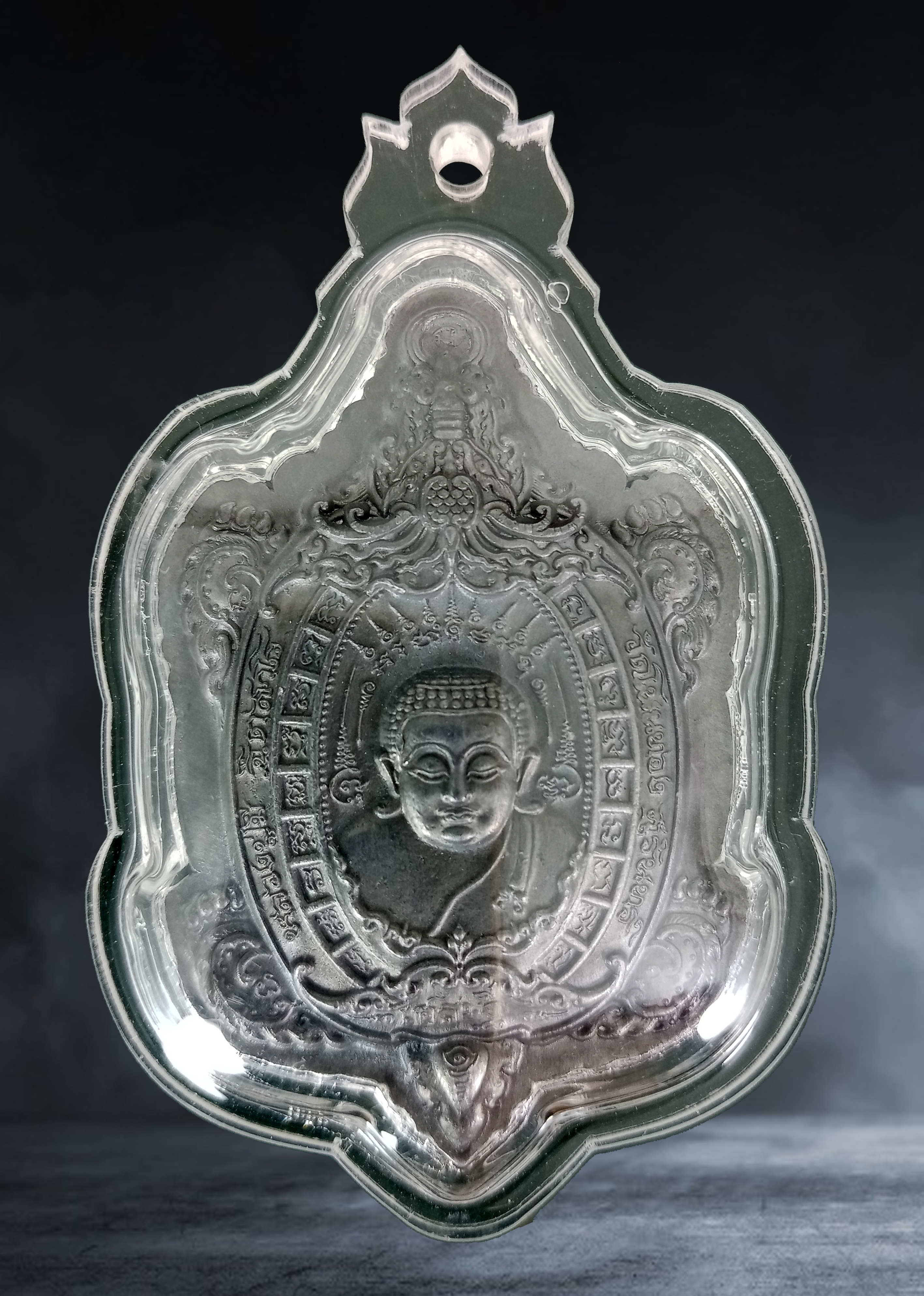 เหรียญ พญาเต่าเศรษฐี หลวงปู่มี วัดโพนทอง จ.สุรินทร์ รุ่นแรก เนื้อตะกั่ว ปี ๒๕๖๒ เลี่ยมพร้อมใช้