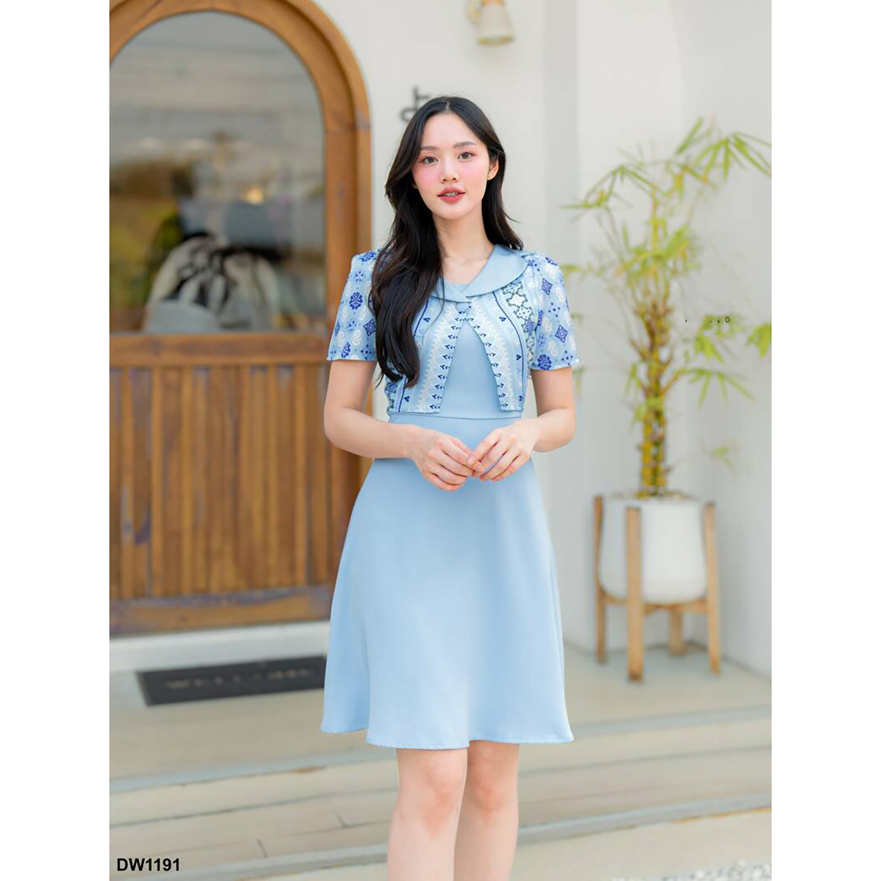 kudapy เดรสสั้นสีฟ้า/สีชมพู/สีกรม คอปกเสื้อคลุมกระโปรงบาน ผ้าลายไทยสวยดูดี