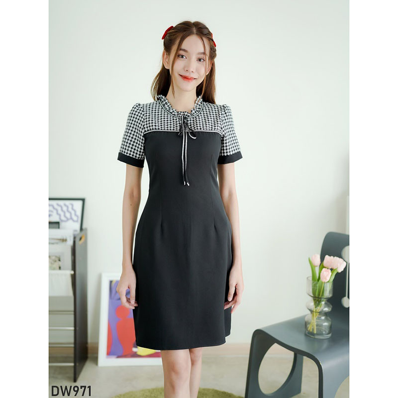 kudapy เดรสสั้นสีแดง/สีชมพู/สีดำ สก็อตผูกโบว์ สวยดูดีใส่สบาย