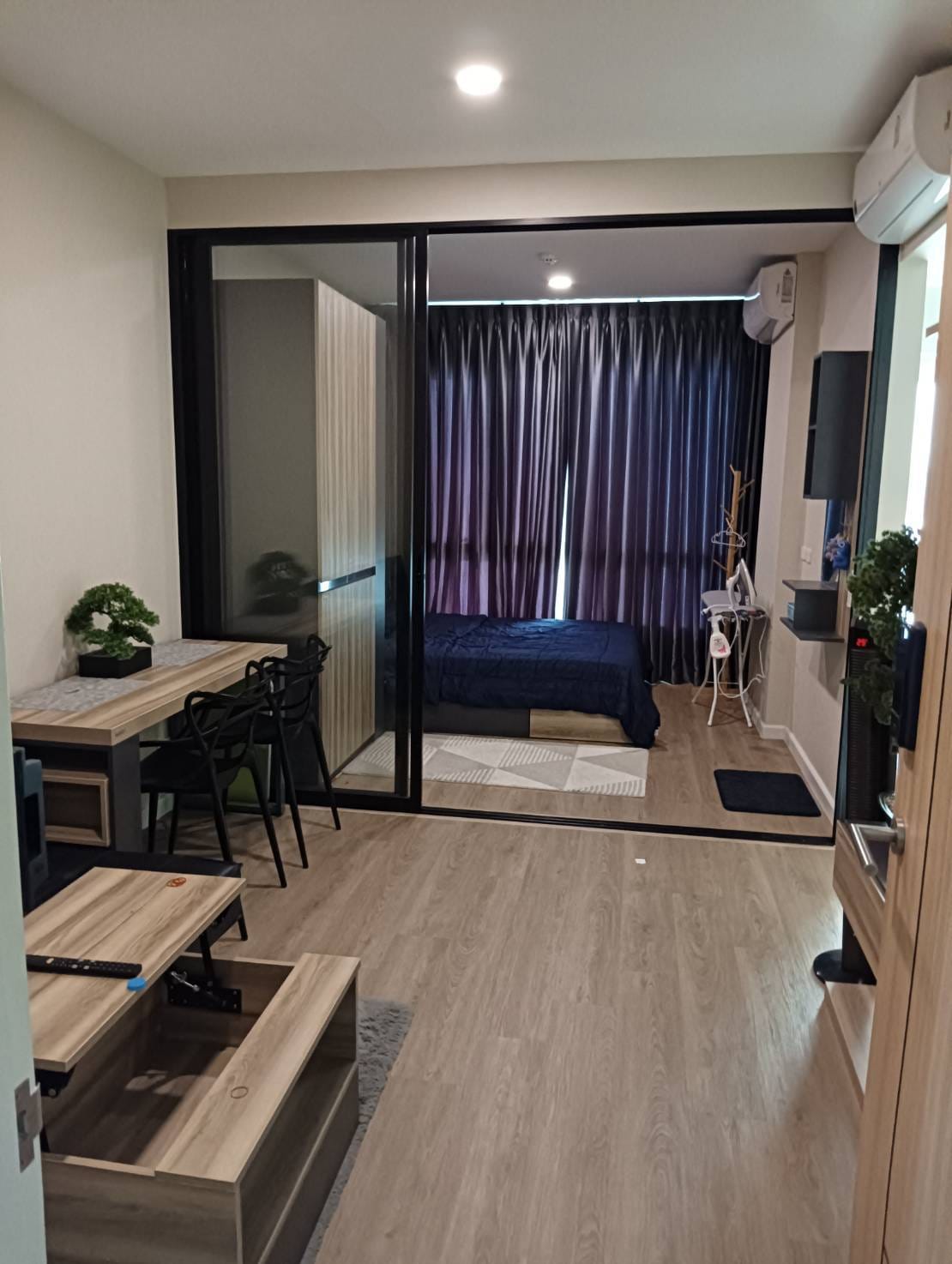 สนใจชมห้องติดต่อได้เลย Line ID: Smile-easy ปล่อยเช่าคอนโด คอนโด เดอะคิวบ์ พลัส พหลโยธิน 56 (The Cube Plus Phaholyothin 56) - 1ห้องนอน 1ห้องน้ำ 1ห้องนั่งเล่น - ใกล้ BTS แยก คปอ. - ขนาดห้อง 28 ตรม. ชั้น 3 ตึก A