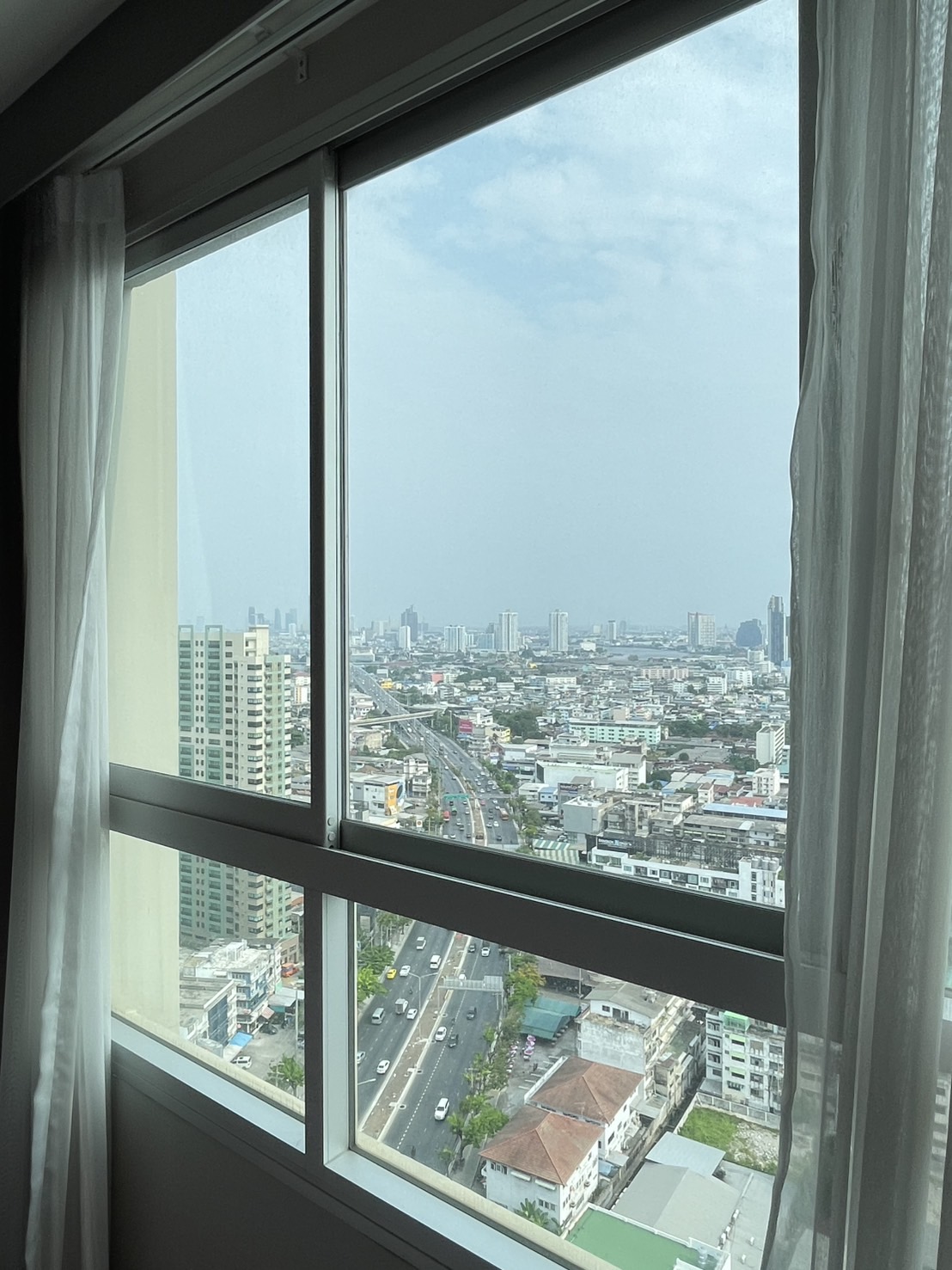 ให้เช่าคอนโด U Delight @Talat phlu Station (ยู ดีไลท์ แอท ตลาดพลู สเตชั่น) โซนพื้นที่ BTS ตลาดพูล ห้องแบบ 1ห้องนอน / 1ห้องน้ำ / โซนครัวปิด ขนาดห้อง 30 ตรม. ชั้น 30 ตึก A