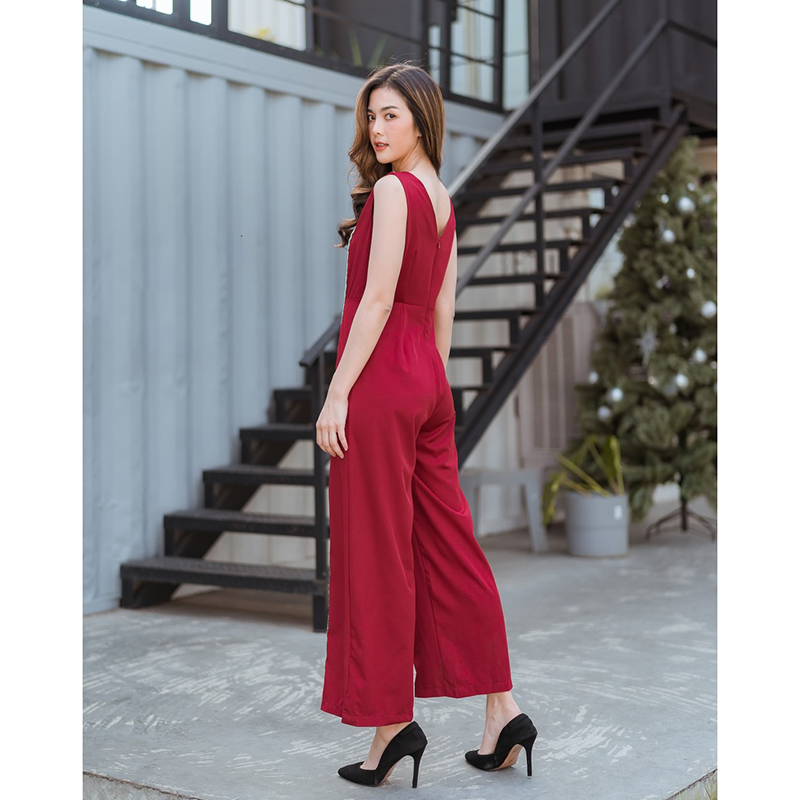 kudapy จั้มสุทสีแดงขายาว แขนกุดปักเลื่อมสวยดูดี