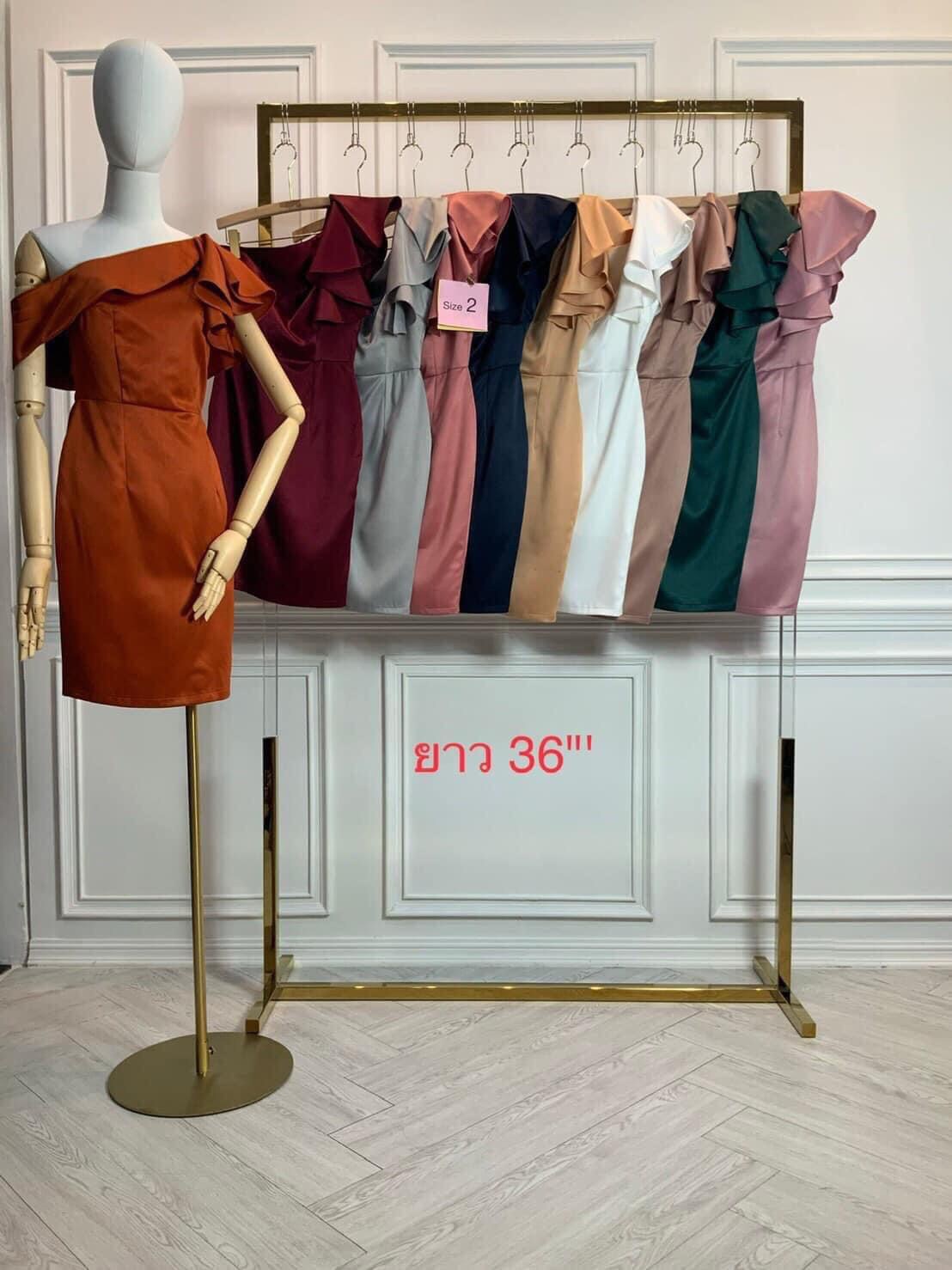 kudapy เดรสสั้นใส่ออกงานไหล่เฉียง แต่งระบายข้าง ผ้าซาร่าไม่ยืดนะคะ กปสั้นพอดีเข่า สีน้ำเงินสด,ชมพู,ฟ้า,กรมท่า,ทอง,เขียวแก่,โอวัลติน,เขียวมิ้นท์ ,แดงเลือดหมู ,ไวน์แดง, เทา,ส้มอิฐ