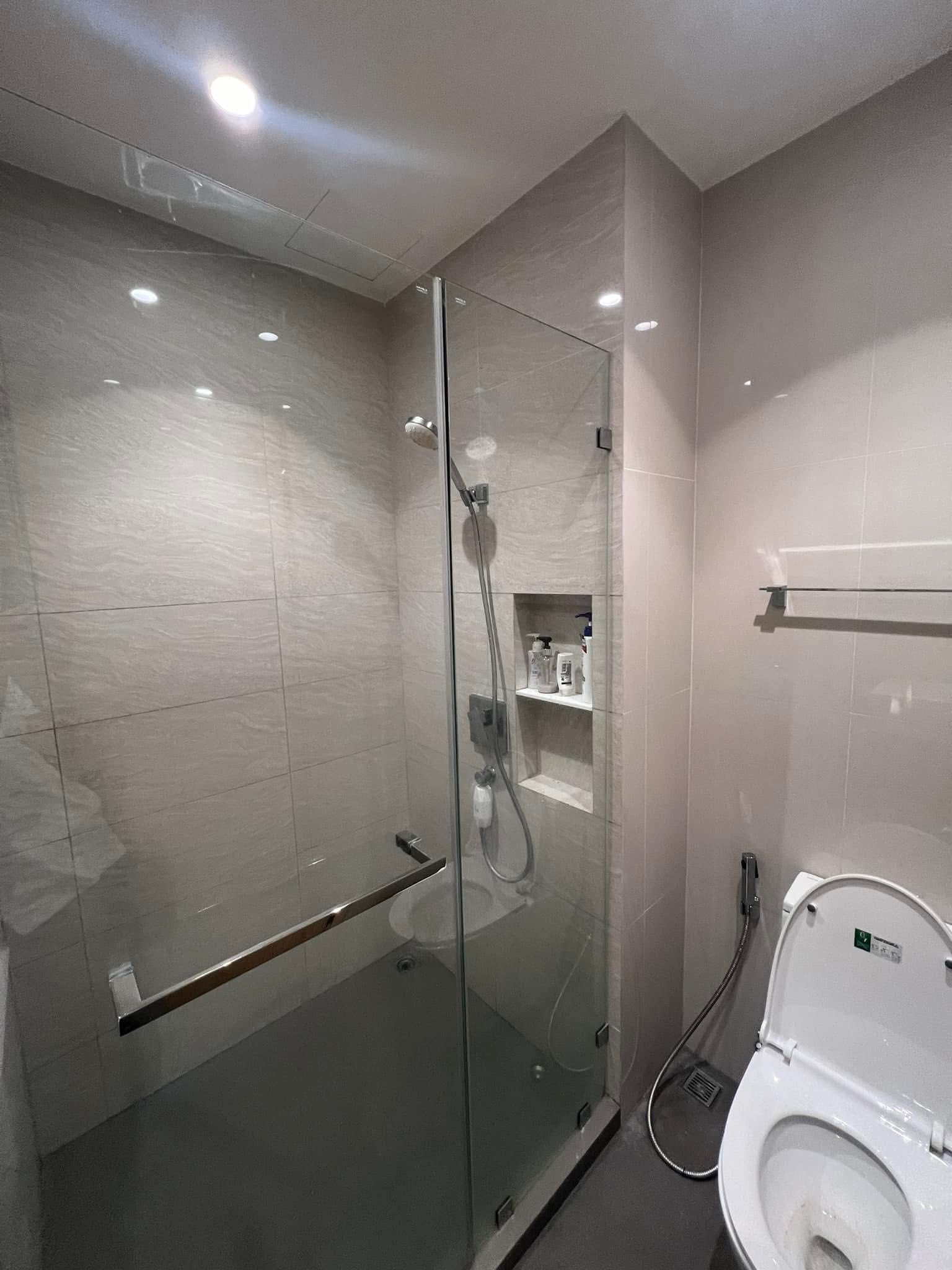 ให้เช่าคอนโดเลี้ยงสัตว์ได้ Maru ekkamai 2 (มารุ เอกมัย 2) โซนพื้นที่ BTS เอกมัย ห้องแบบ 1ห้องนอน / 1ห้องน้ำ · ขนาดห้อง 30 ตรม. ชั้น 15