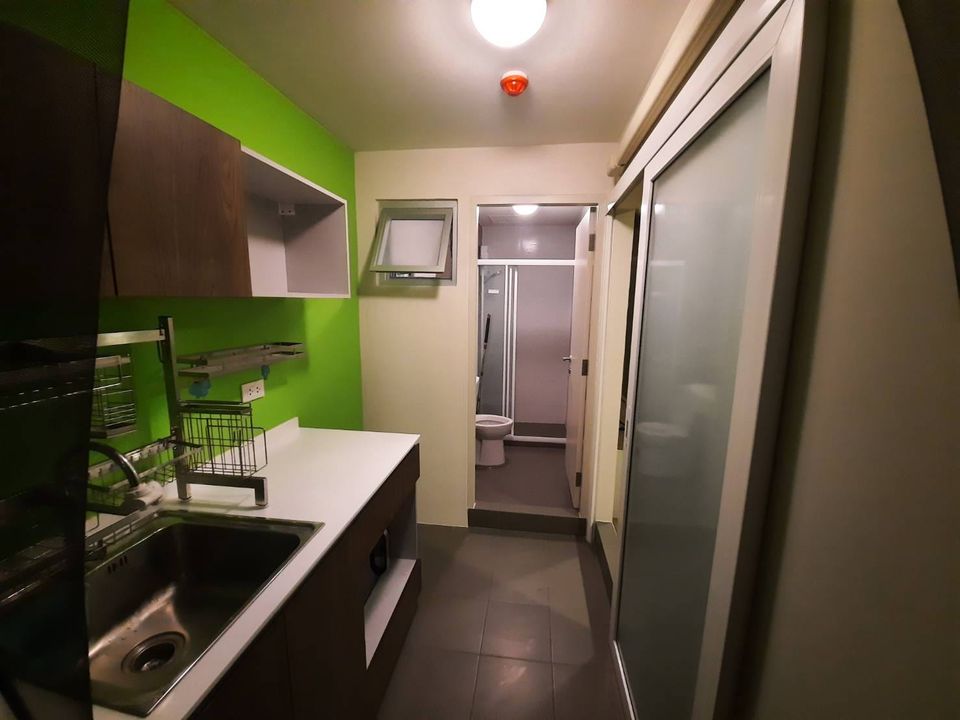 สนใจชมห้องติดต่อได้เลย Line ID: Smile-easy ปล่อยเช่าคอนโด dcondo tann Charan (ดีคอนโด ธาร จรัญฯ) - Studio 1ห้องน้ำ 1ห้องครัว - ใกล้ MRT บางขุนนนท์ - ขนาดห้อง 27 ตรม. ชั้น 5 ตึก A