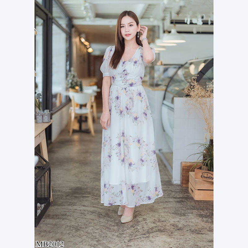 kudapy เดรสยาวสีขาว แต่งกระดุมลายดอกใส่สบายสวยดูดี