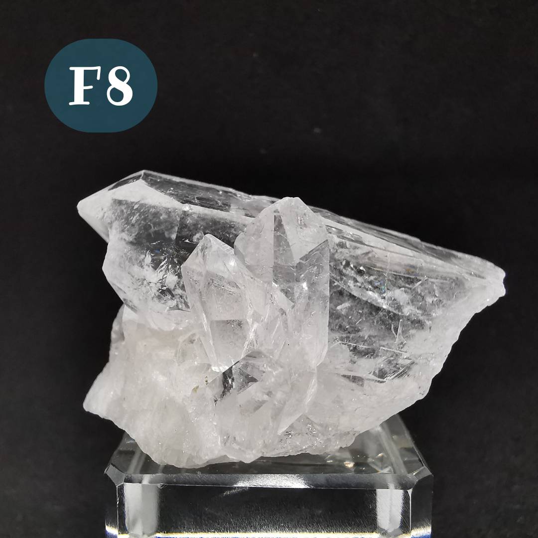 หินคริสตัลควอตซ์ผลึกธรรมชาติ Crystal Quartz