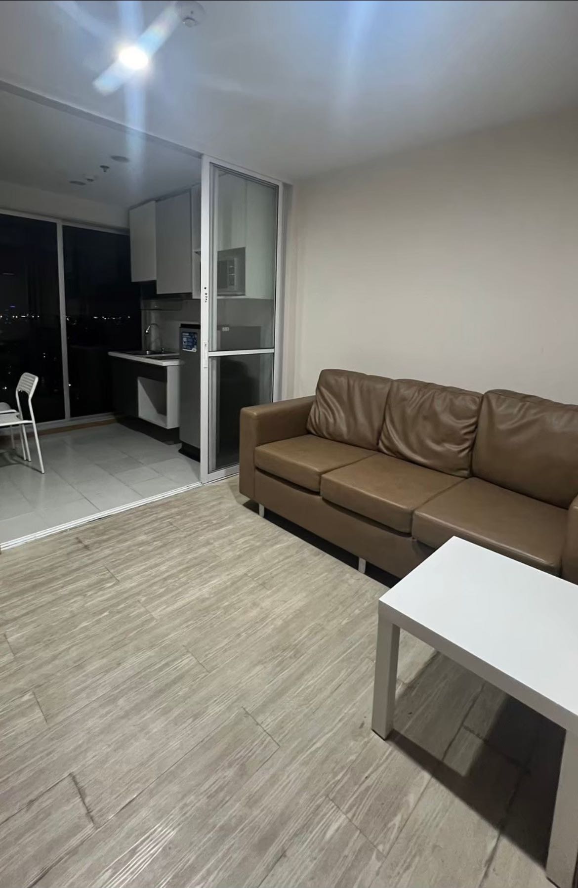 ให้เช่าคอนโด The Base Sukhumvit 77 (เดอะ เบส สุขุมวิท 77) High Rise โซนพื้นที่ BTS อ่อนนุช ห้องแบบ 1ห้องนอน 1ห้องน้ำ ขนาดห้อง 30 ตรม. ชั้น 34 ตึก B
