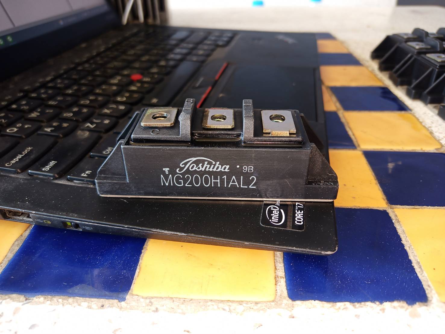 TOSHIBA MG200H1AL2 POWER MODULE