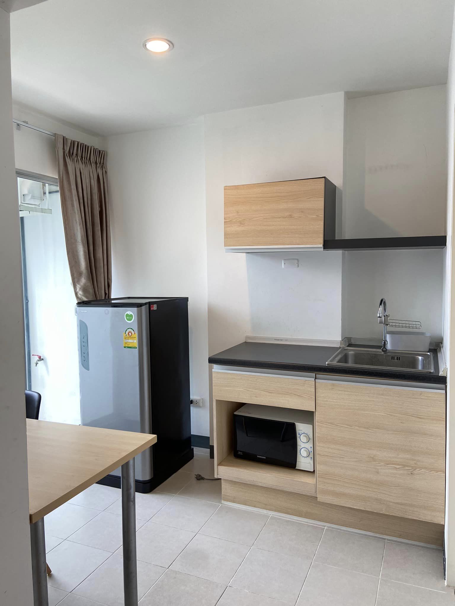 ให้เช่าคอนโด The Niche ID Serithai (เดอะนิช ไอดี เสรีไทย) - ตกแต่งเฟอร์ครบ