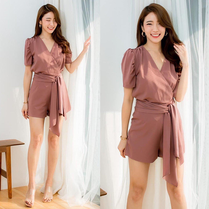 kudapy เซ็ทขาสั้นคอวีสีเขียวมิ้นท์ สีเขียว สีม่วง สีแดง เสื้อแขนสั้น