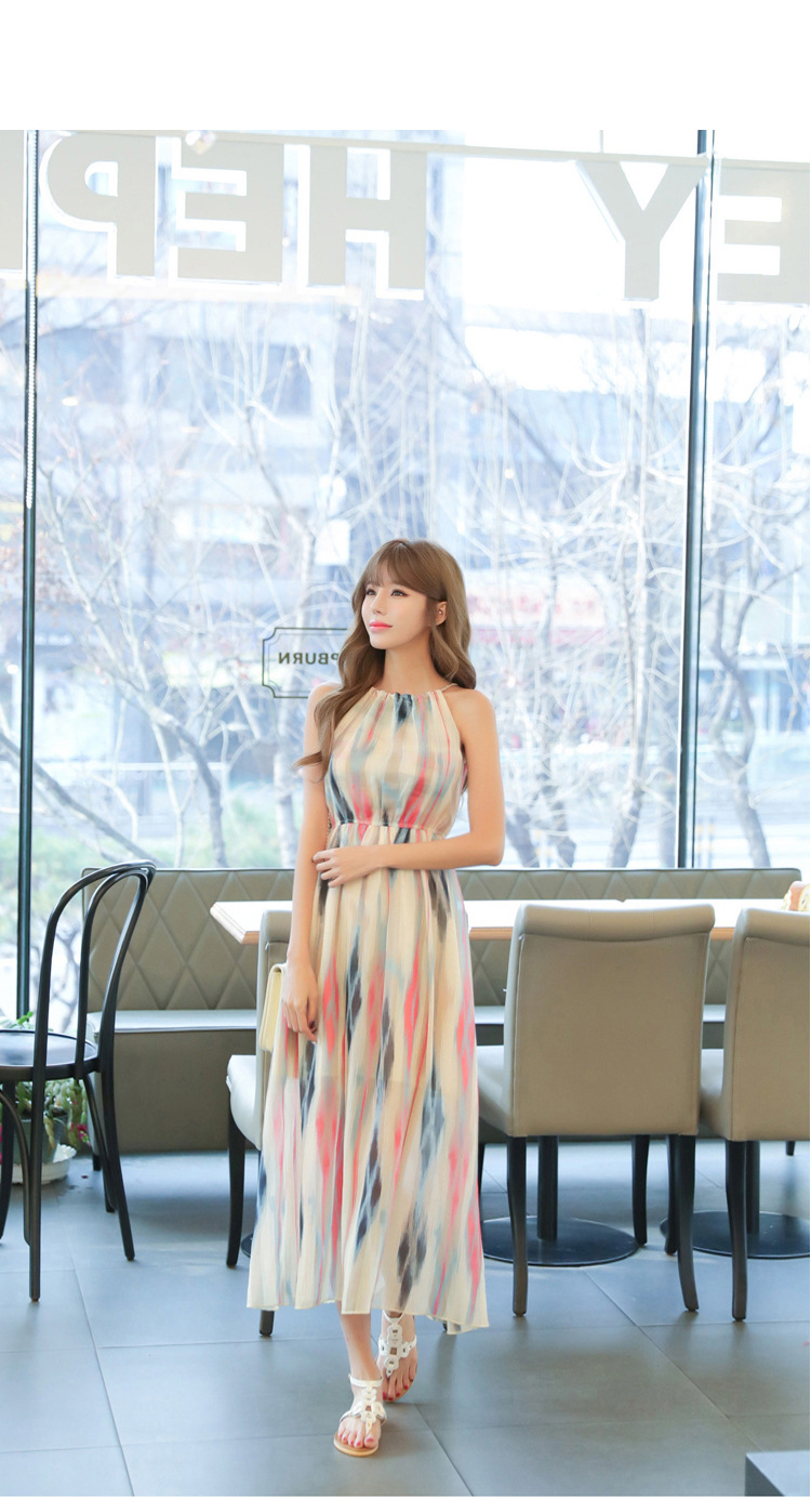 kudapy เดรสยาวไปทะเลพื้นสีครีมพิมพ์ลายทาง มีสายคล้องคอ เอวยางยืด ชุดเดรสผ้าชีผองเนื้อดีใส่สบายมากๆ