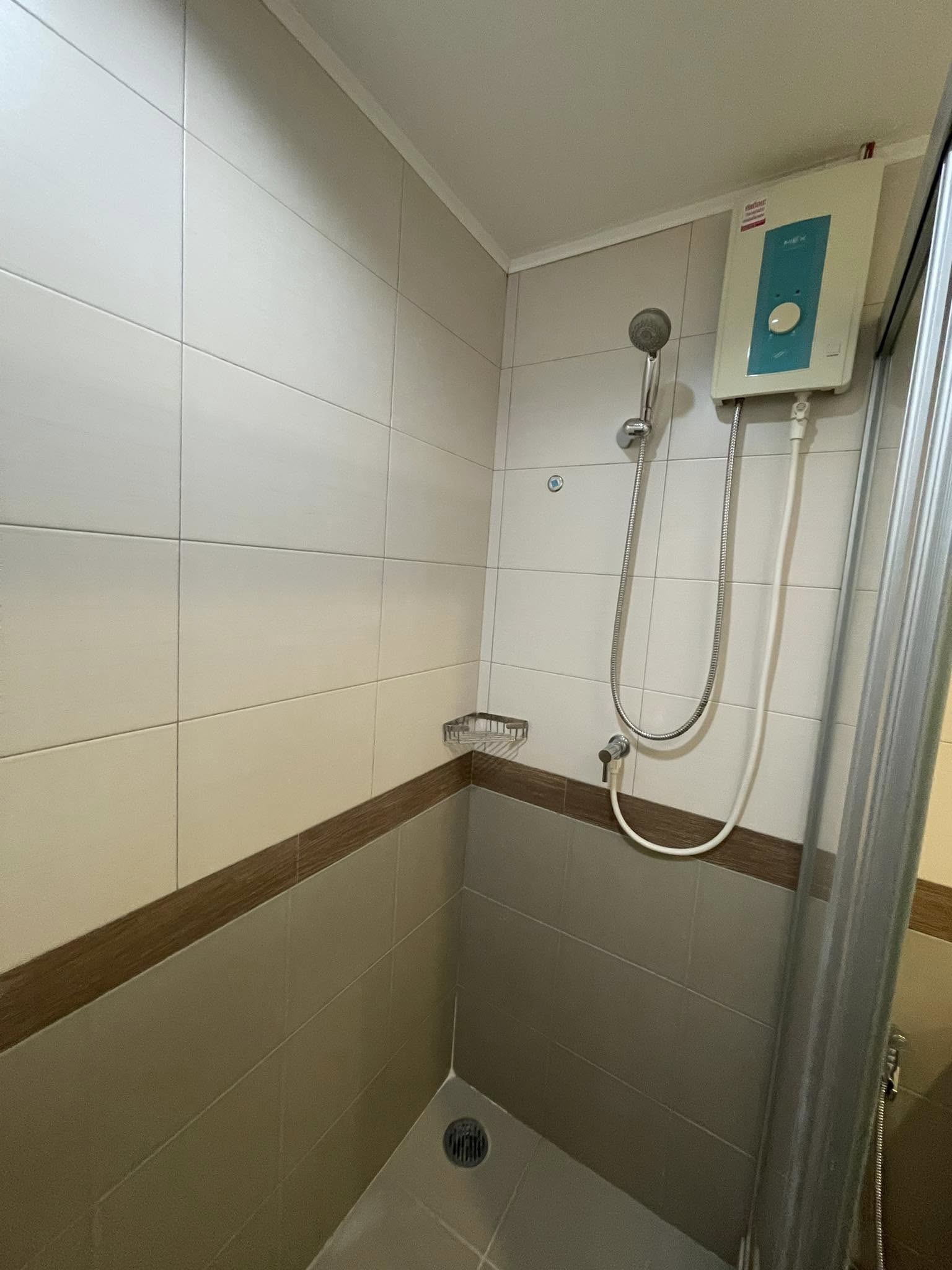 ให้เช่าคอนโด Lumpini Park Pinklao (ลุมพินี พาร์ค ปิ่นเกล้า) - โซนพื้นที่ เซ็นทรัลปิ่นเกล้า MRT บางยี่ขั่น - ห้องแบบ 1ห้องนอน 1ห้องน้ำ - ขนาดห้อง 28 ตรม. ชั้น 25 ตึก B