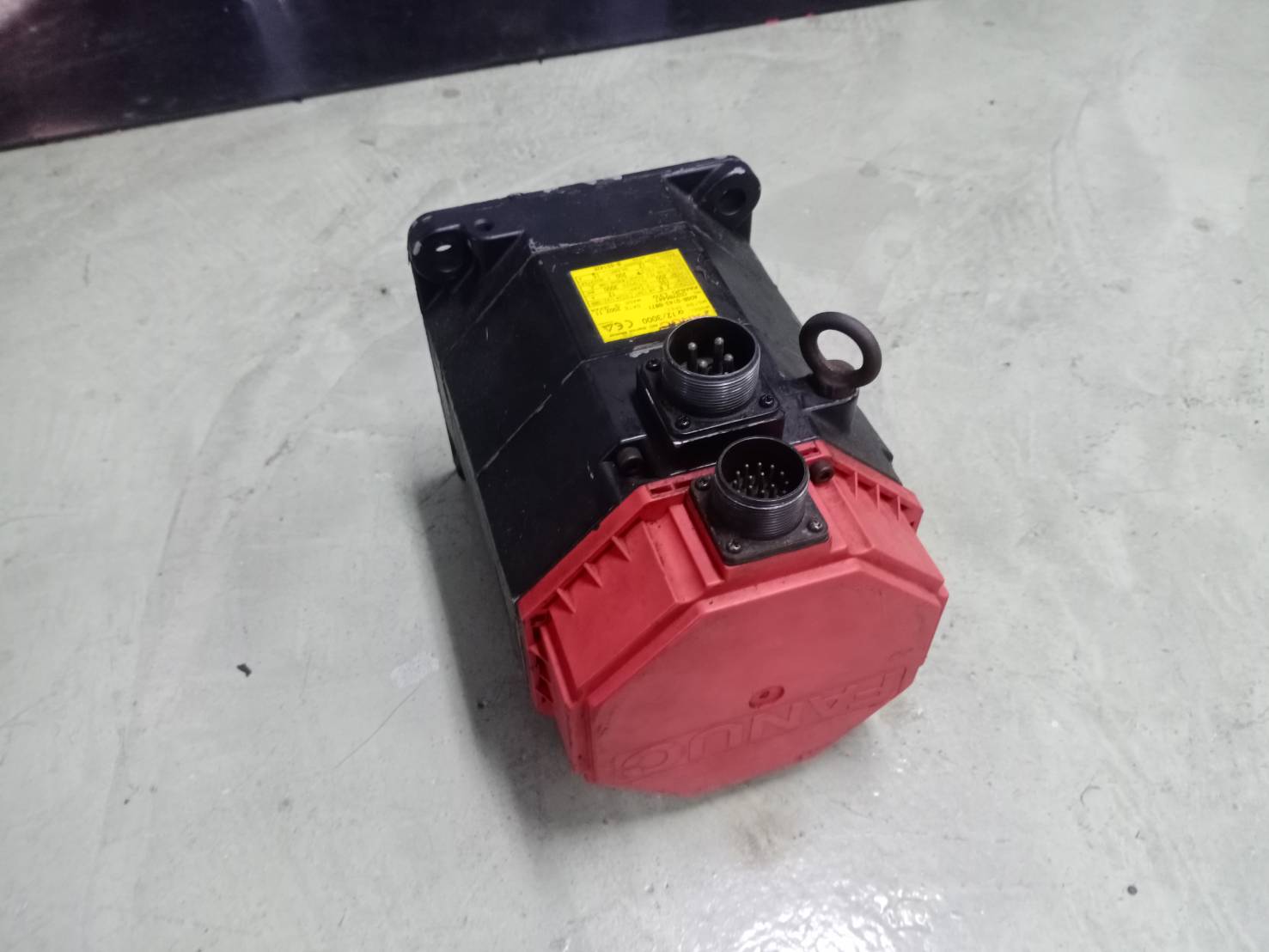 FANUC A06B-0143-B077 ALPHA 12/3000 SERVO MOTOR