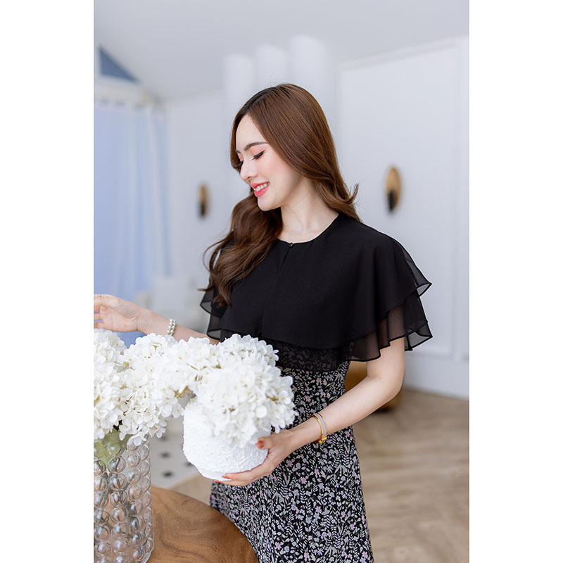 kudapy เดรสสั้นสีฟ้าอมเขีว/สีดำ ชีฟอง ระบายสองชั้น สวยพริ้ว ตัวเดรสเป็นชีฟองลายดอกสวย ตัดกับชีฟองสีพื้น สวยลงตัว