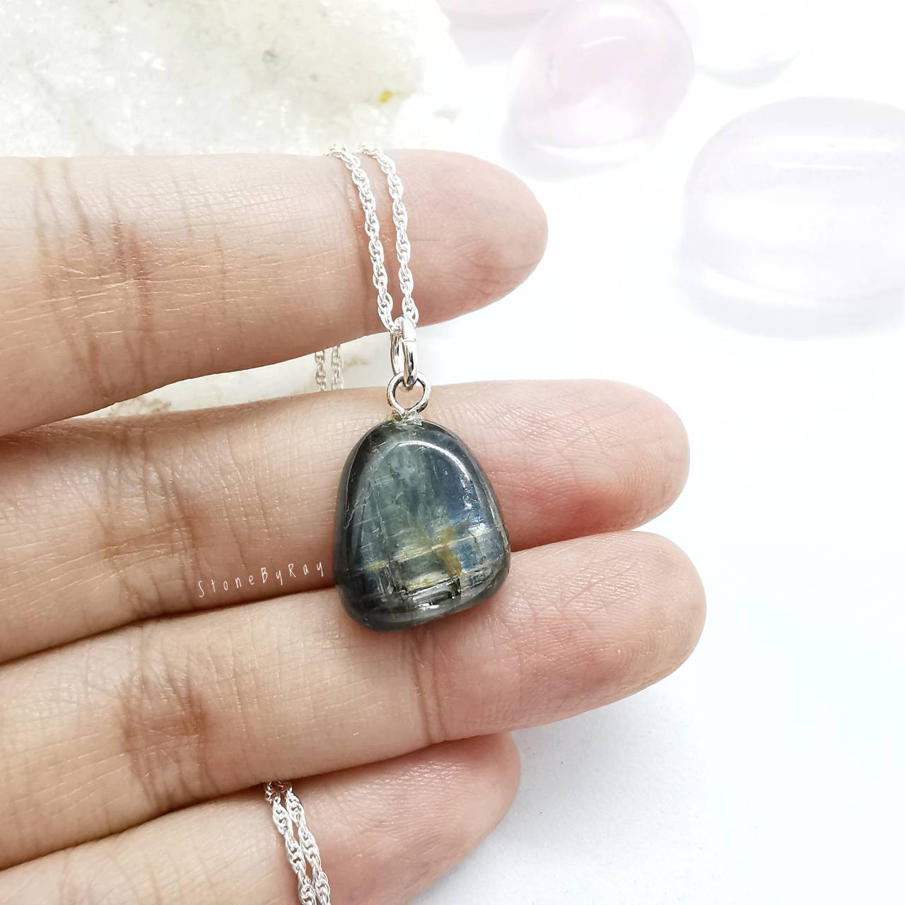 สร้อยคอเงินจี้หินไคยาไนท์ (Kyanite)