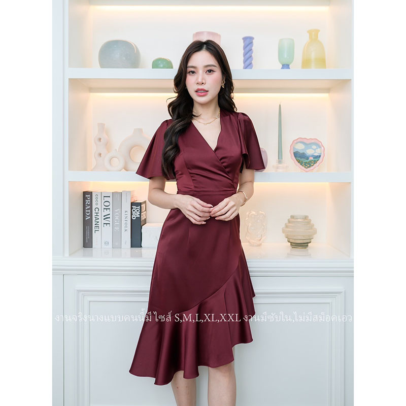 kudapy เดรสสั้นสีแดง/สีน้ำเงินกรมท่า/สีสีชมพู ออกงาน คอวีแขนระบาย ชายกระโปรงระบายสวยเก๋ แนวเรียบร้อยสวยหรูดูแพง เหมาะสำหรับใส่เป็นชุดราตรี