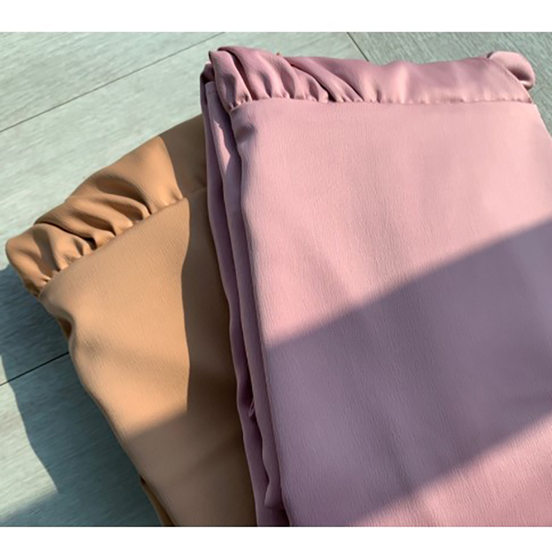 kudapy เดรสยาวสีชมพู/สีส้มทอง ราตรียาวผ้าวาเลนติโน เย็บป้ายช่วงอก จับจีบช่วงเอวเล็กน้อยเพิ่มความหวาน แขนระบาย