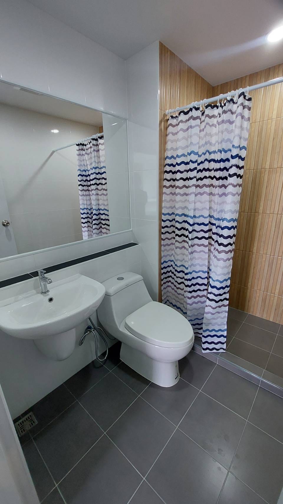 ให้เช่า HI Chaengwattana 19 (ไฮ แจ้งวัฒนะ 19) ตึกB พร้อมเครื่องซักผ้า