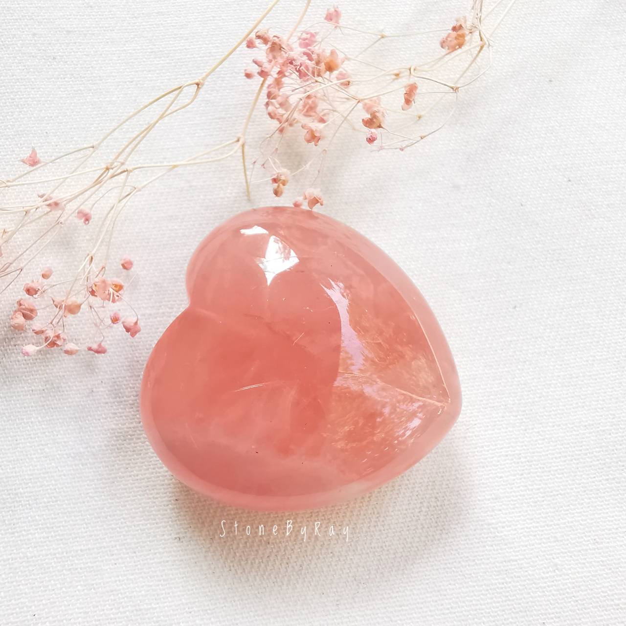 หัวใจโรสควอตซ์ (Rose Quartz)