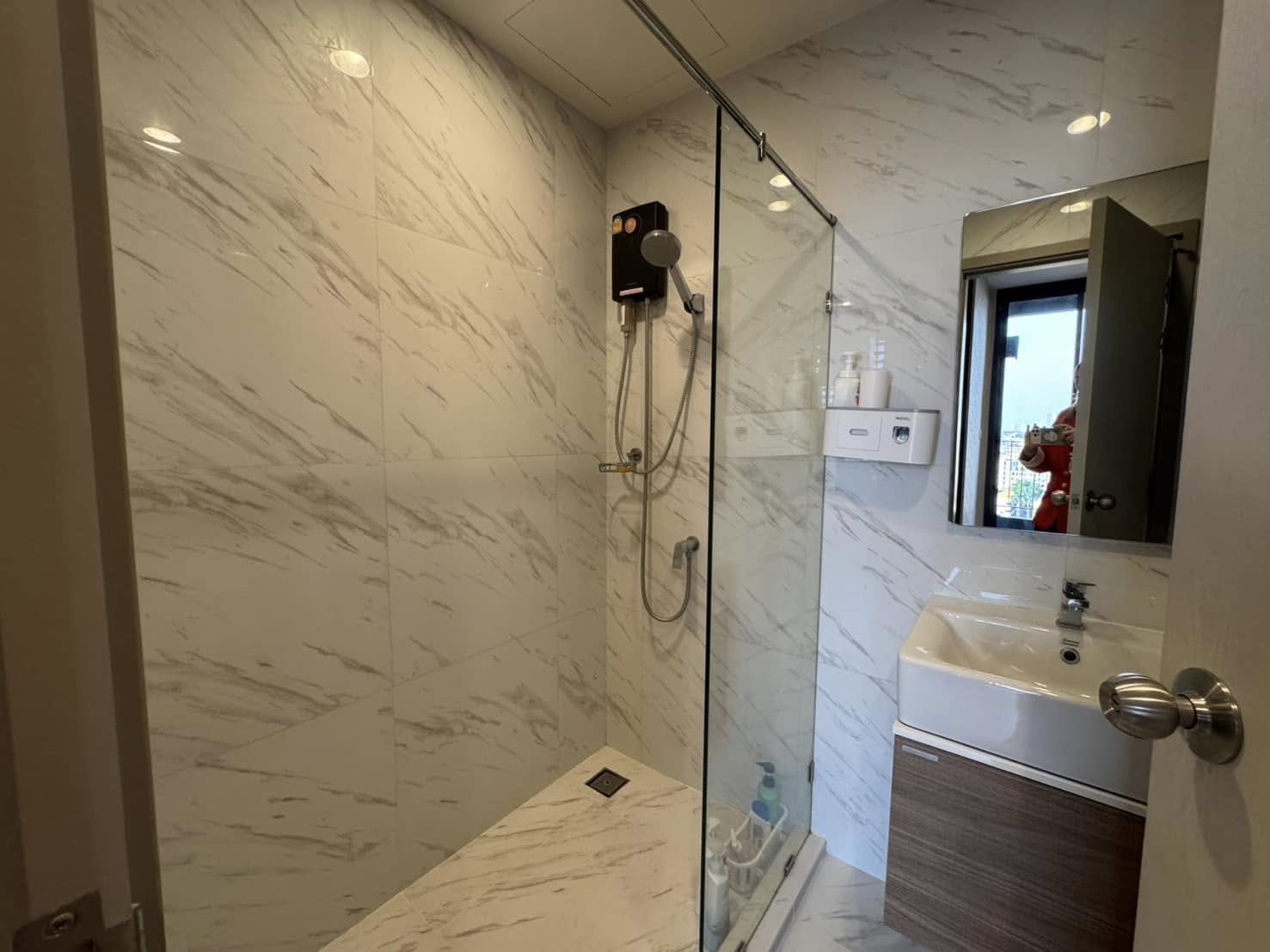 ให้เช่าคอนโด IDEO Mobi Sukhumvit Eastpoint (ไอดิโอ โมบิ สุขุมวิท อีสต์พอยต์) - โซนพื้นที่ BTS บางนา - ห้องแบบ 1ห้องนอน 1ห้องน้ำ - ขนาดห้อง 25 ตรม. ชั้น 12A