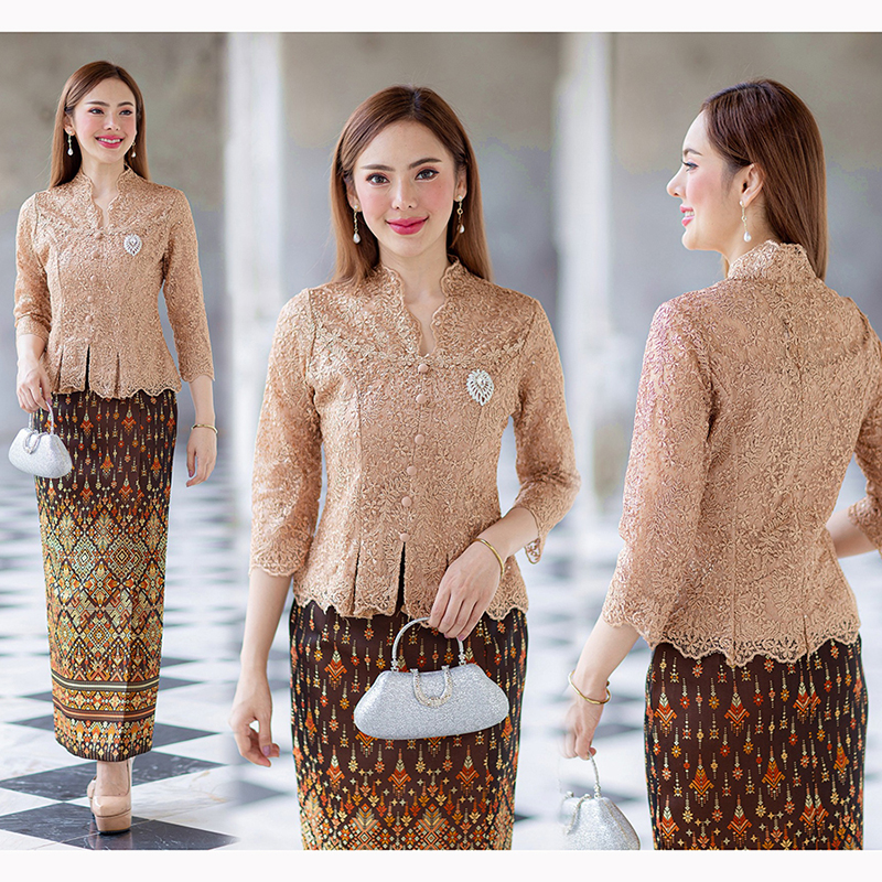 kudapy (เฉพาะเสื้อ) เสื้อลูกไม้สีน้ำตาล/สีชมพูเข้ม ตัวเสื้อใช้ผ้าลูกไม้ใยบวบเนื้อดีลายลูกไม้แน่นทั้งตัว ตัวเสื้อมาพร้อมซับในเนื้อดีในตัว