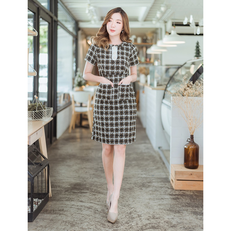 kudapy เดรสสั้นสีฟ้า/สีดำ/สีชมพู ไหมพรมลายตารางสวยดูดีน่ารัก