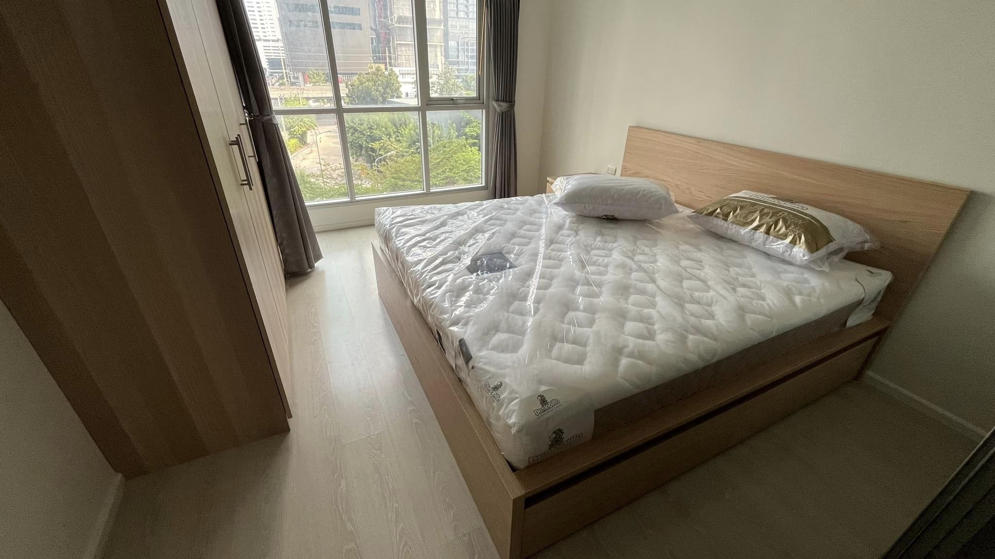 ปล่อยเช่าคอนโด Aspire Rama 9 (แอสไพร์ พระราม 9) - ห้องใหญ่มีห้องครัวแยกเฟอร์เครื่องใช้ไฟฟ้าครบครั้น - การเดินทาง: ใกล้ MRT พระราม 9