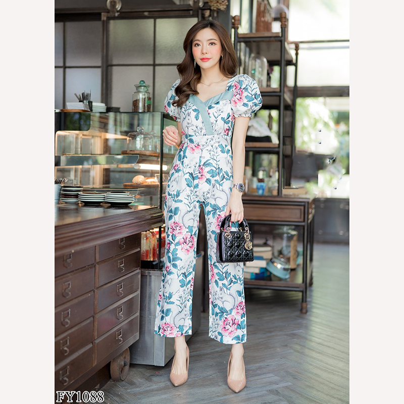 kudapy จั๊มสูทสีขาว/สีชมพู แขนตุ๊กตาขายาวลายกระต่าย