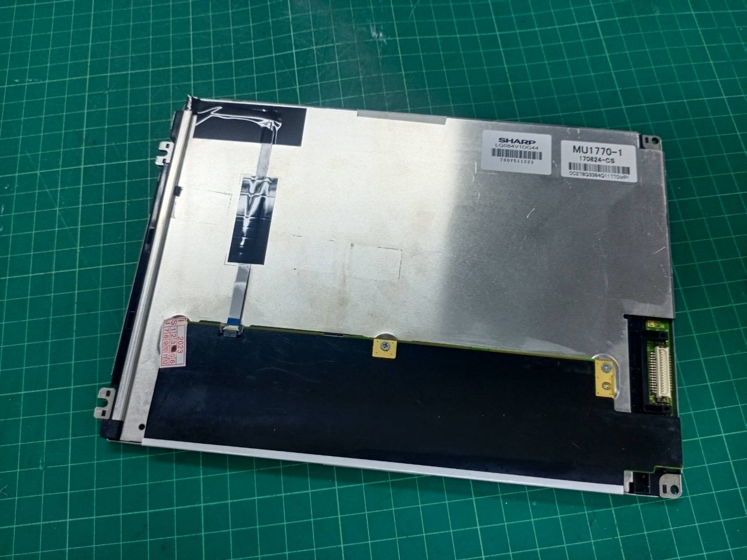 SHARP LQ084V1DG44 LCD MONITOR