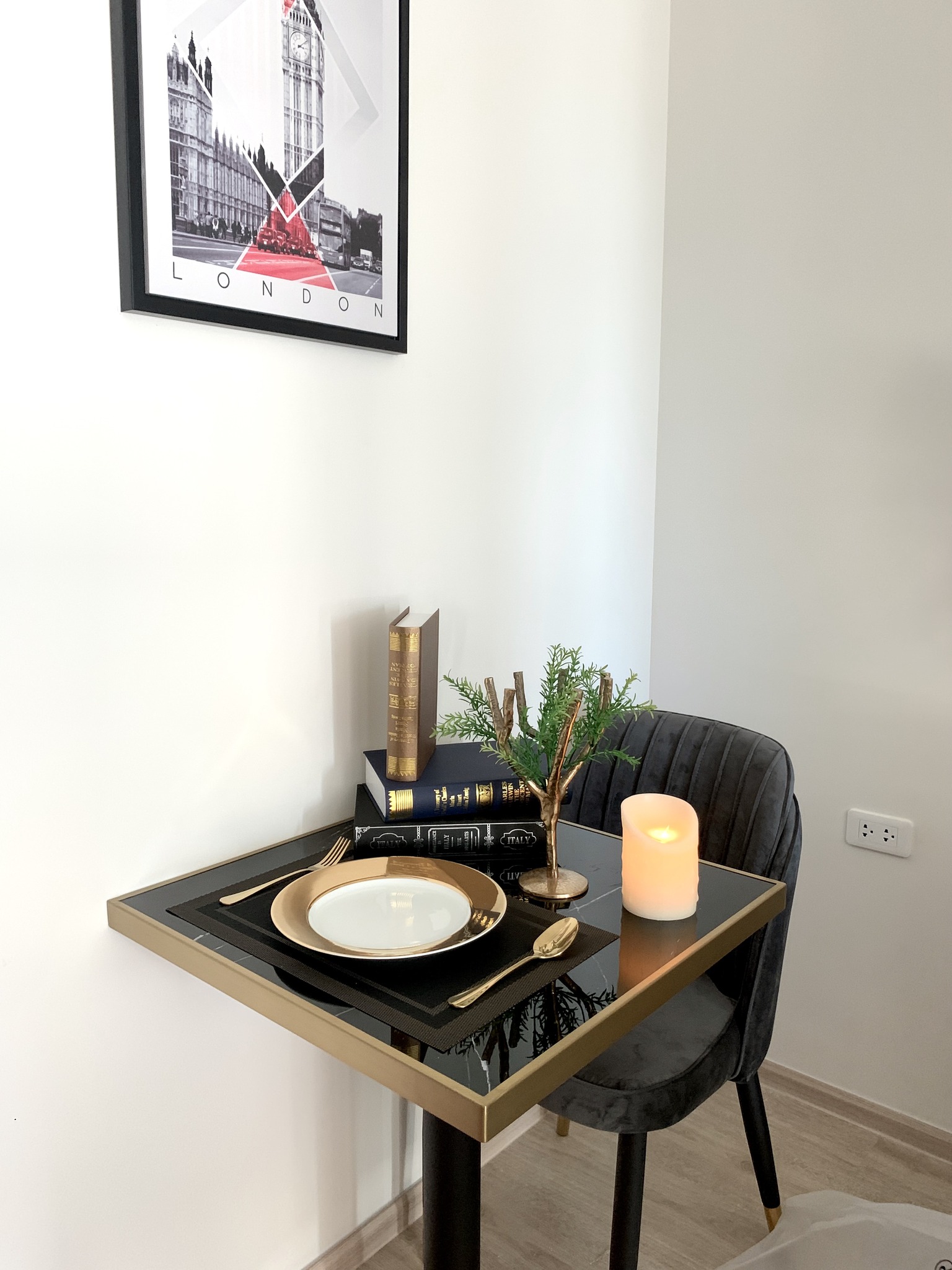 ให้เช่าคอนโด IDEO Sathorn-Wongwian Yai : ไอดีโอ สาทร วงเวียนใหญ่ High Rise โซนพื้นที่ BTS วงเวียนใหญ่ ห้องแบบ 1ห้องนอน 1ห้องน้ำ ขนาดห้อง 36 ตรม.